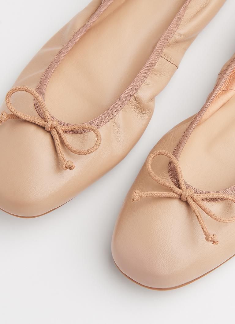 Nude leather ballet pumps best sale