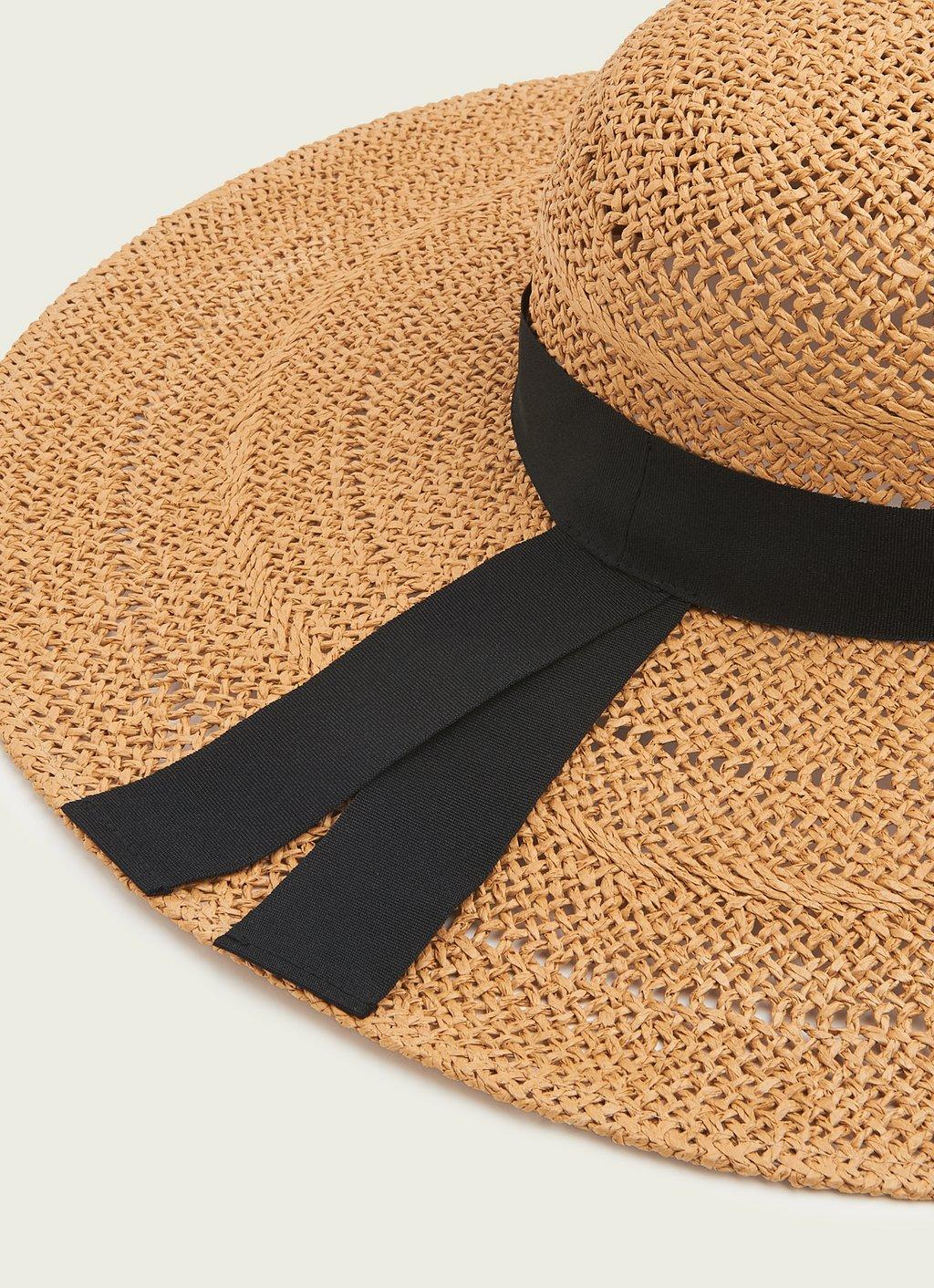 floppy straw sun hat