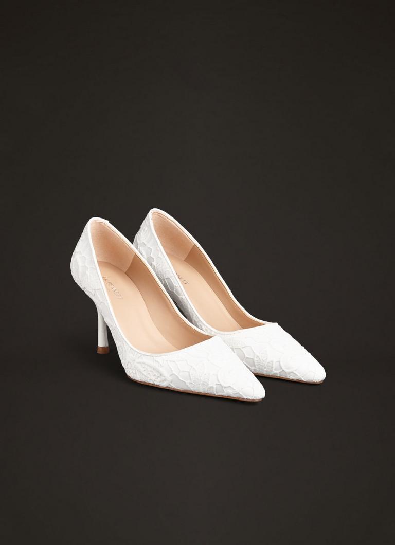 Cream lace wedding shoes discount