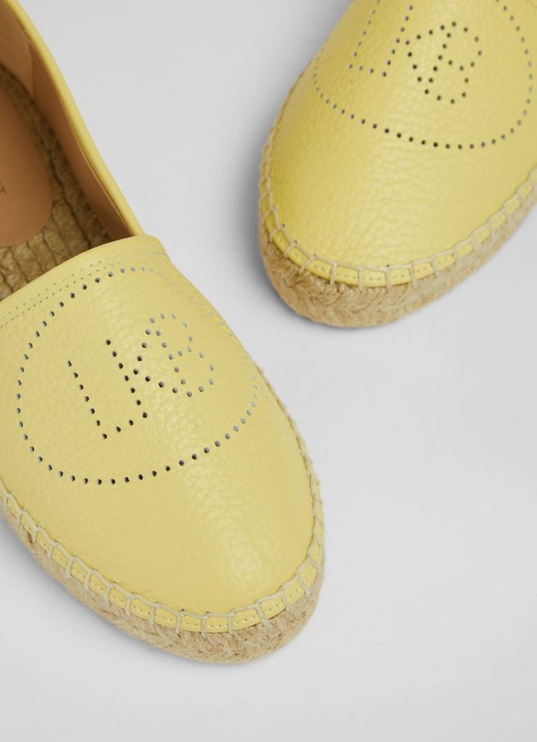 Perforated espadrilles shop