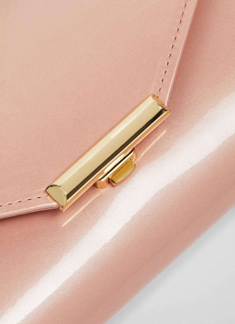 Pink 2025 patent clutch