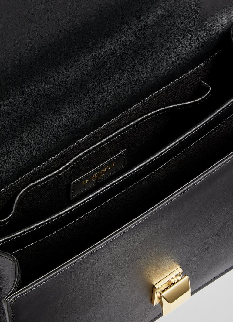 LKBennett Ottie ブラック ヴィーガンレザー ショルダーバッグ Ottie Black Vegan Leather Shoulder Bag | Handbags