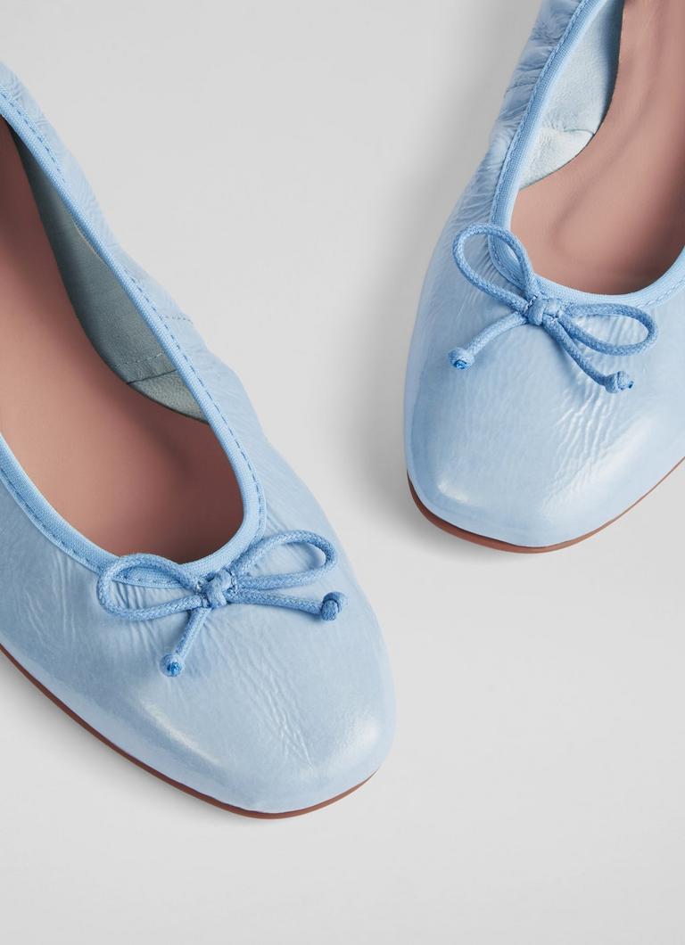 Light blue top ballet pumps