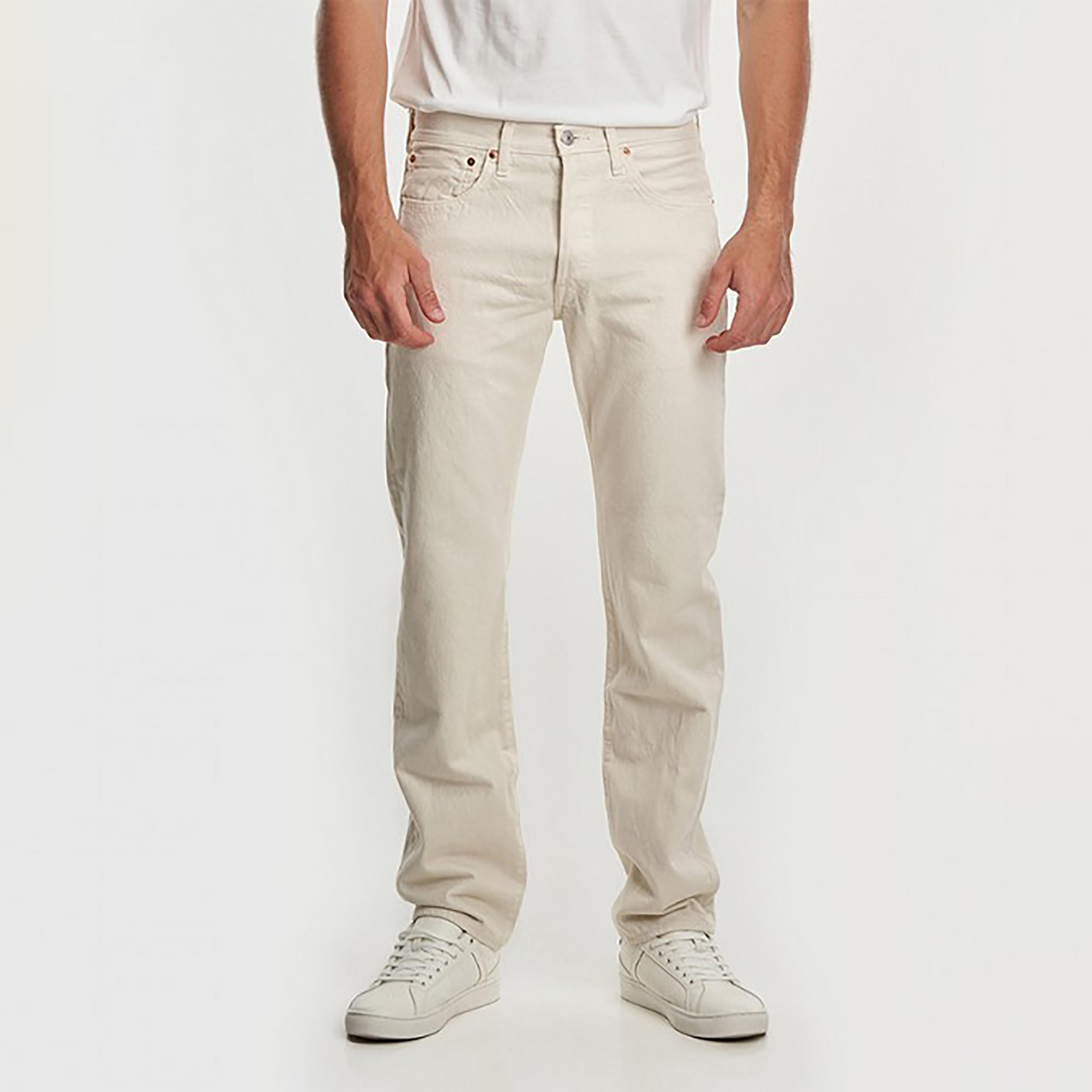 بنطال جينز من ليفايز 501 بلون ابیض ذو قصة مستقيمة وجيب متوسط الارتفاع-men-clothing-bottoms-jeans-image-1
