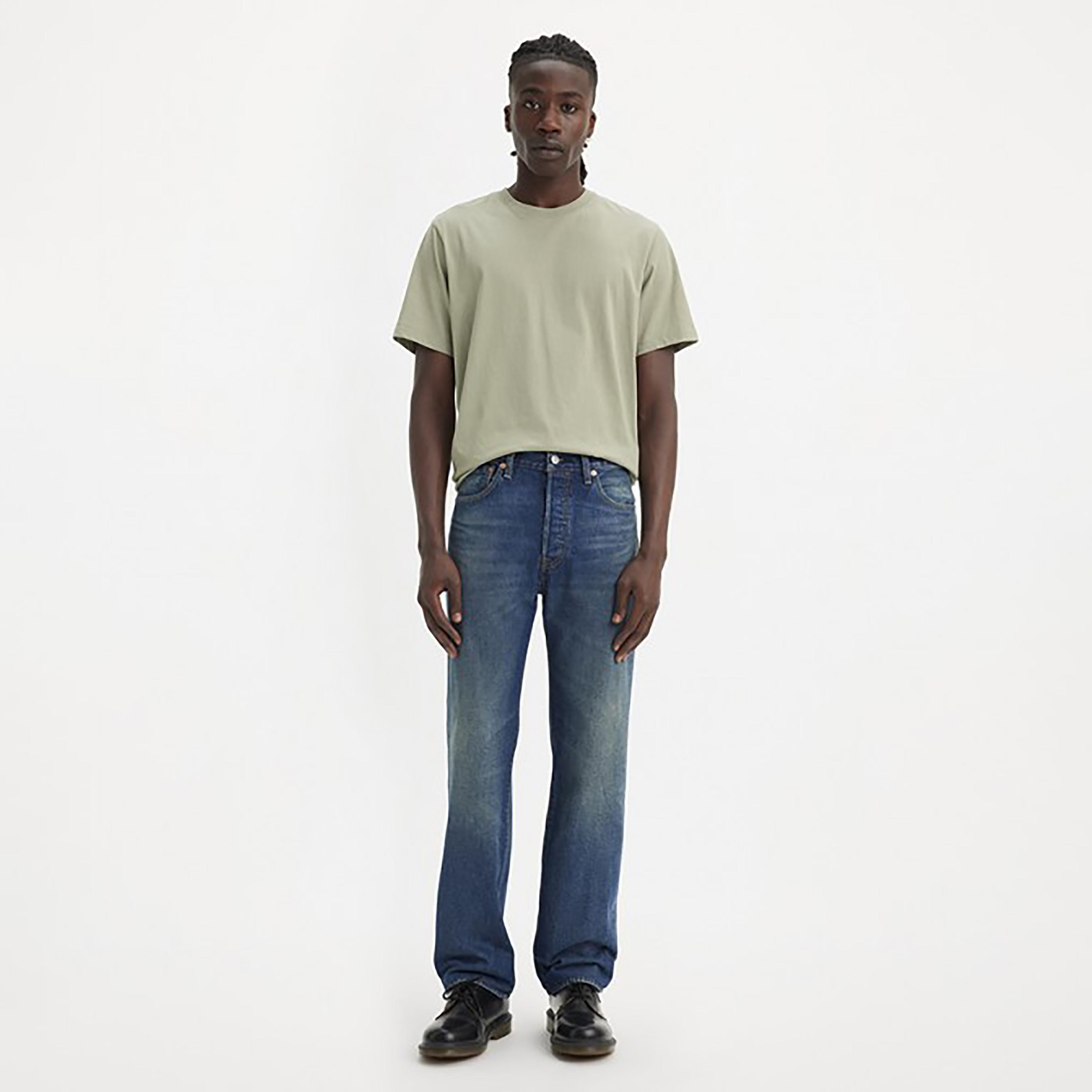 بنطال جينز من ليفايز 501 بلون ازرق ذو قصة مستقيمة وجيب متوسط الارتفاع-men-clothing-bottoms-jeans-image-3