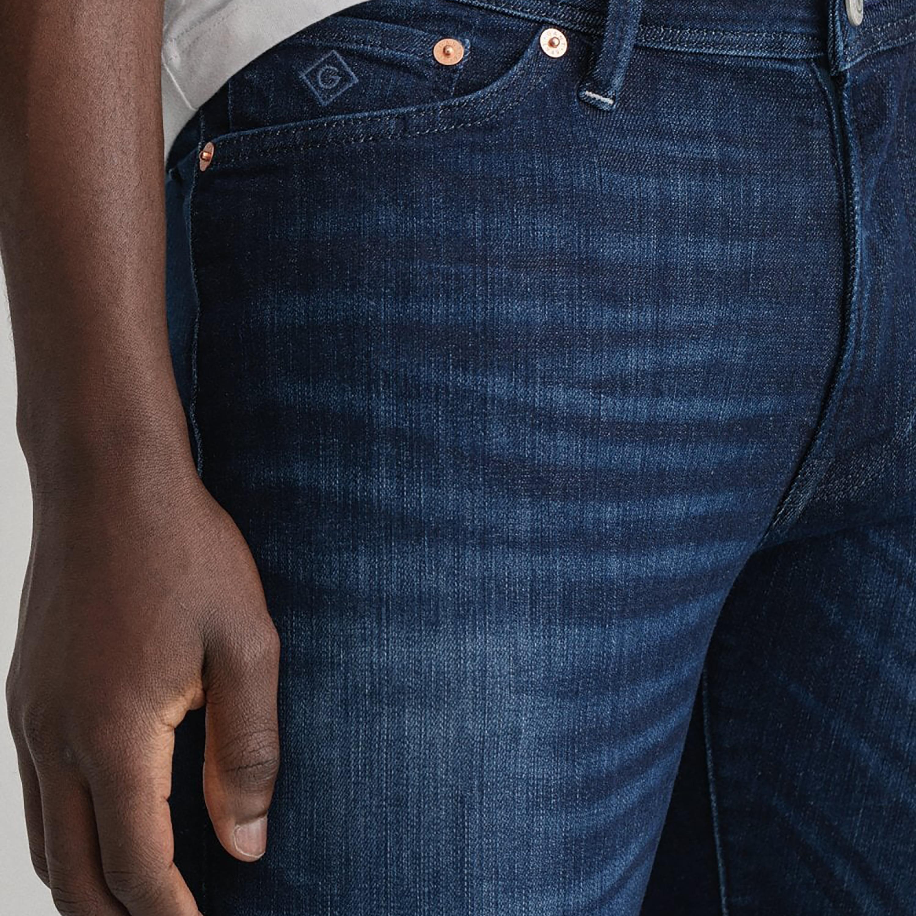 Gant Slim Fit 5 Pockets Mid-Rise Men Jeans-men-clothing-bottoms-jeans-image-3