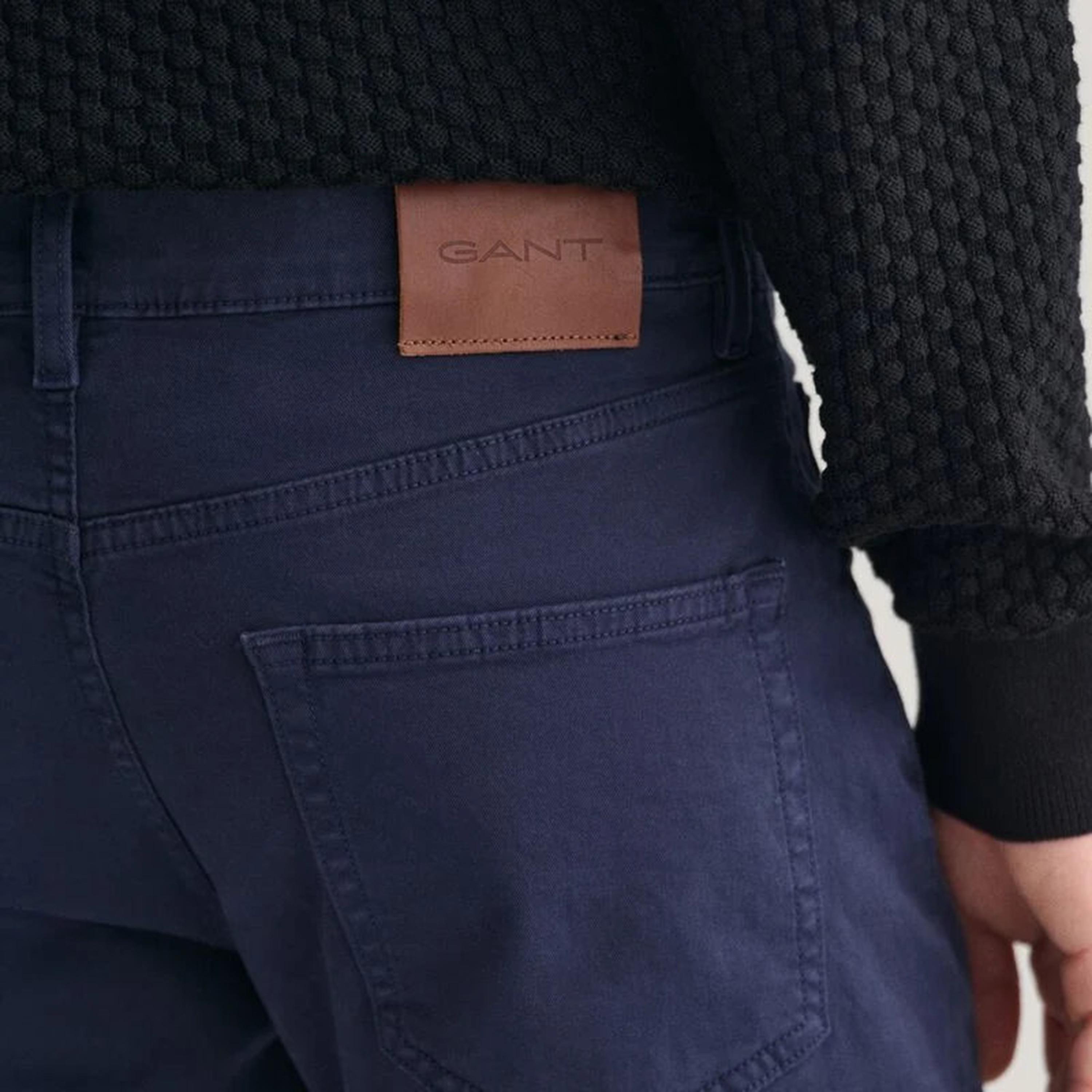 Gant Slim Fit Plain Mid-Rise Men's Jeans-men-clothing-jeans-image-3