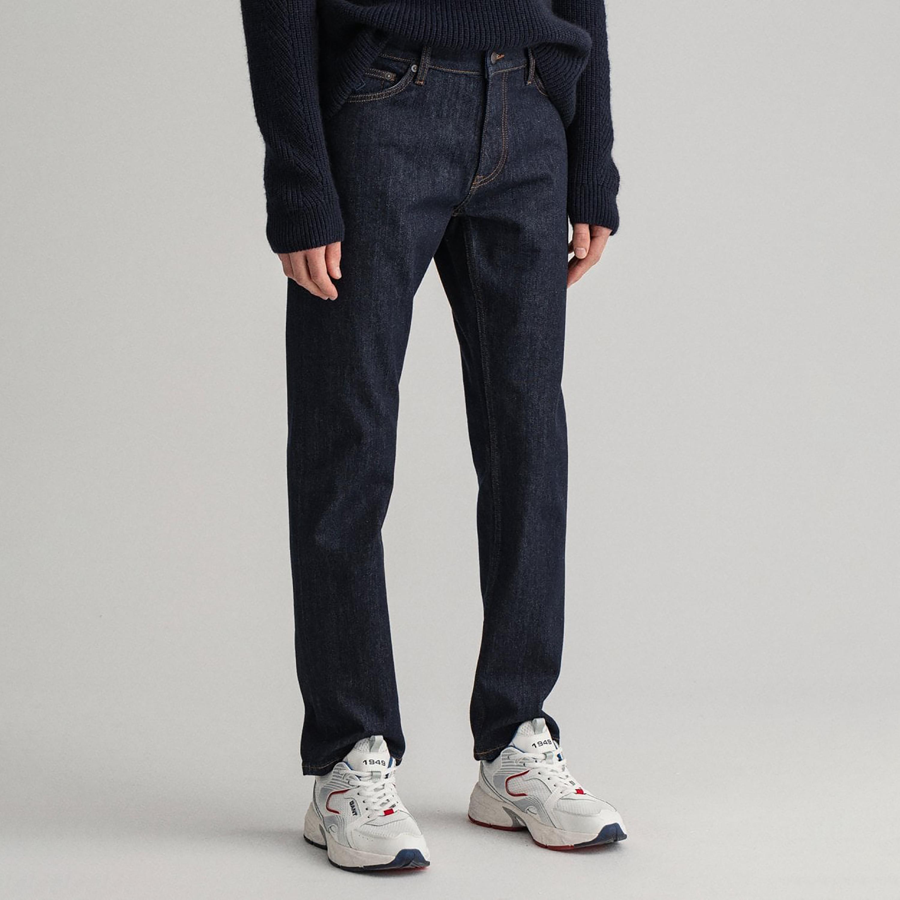 بنطلون جينز رجالي متوسط الارتفاع بخمسة جيوب وقصة عادية من جانت-men-clothing-bottoms-jeans-image-1