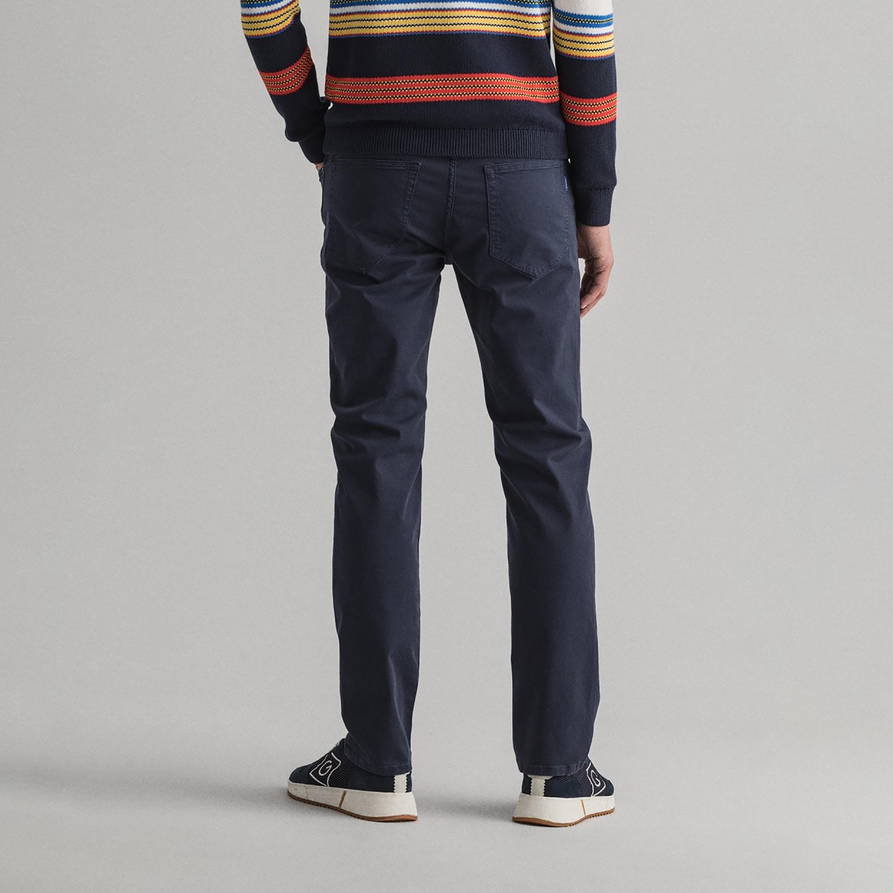 Gant Straight Fit Mid-Rise Jeans with 5 Pockets-men-clothing-bottoms-jeans-image-4
