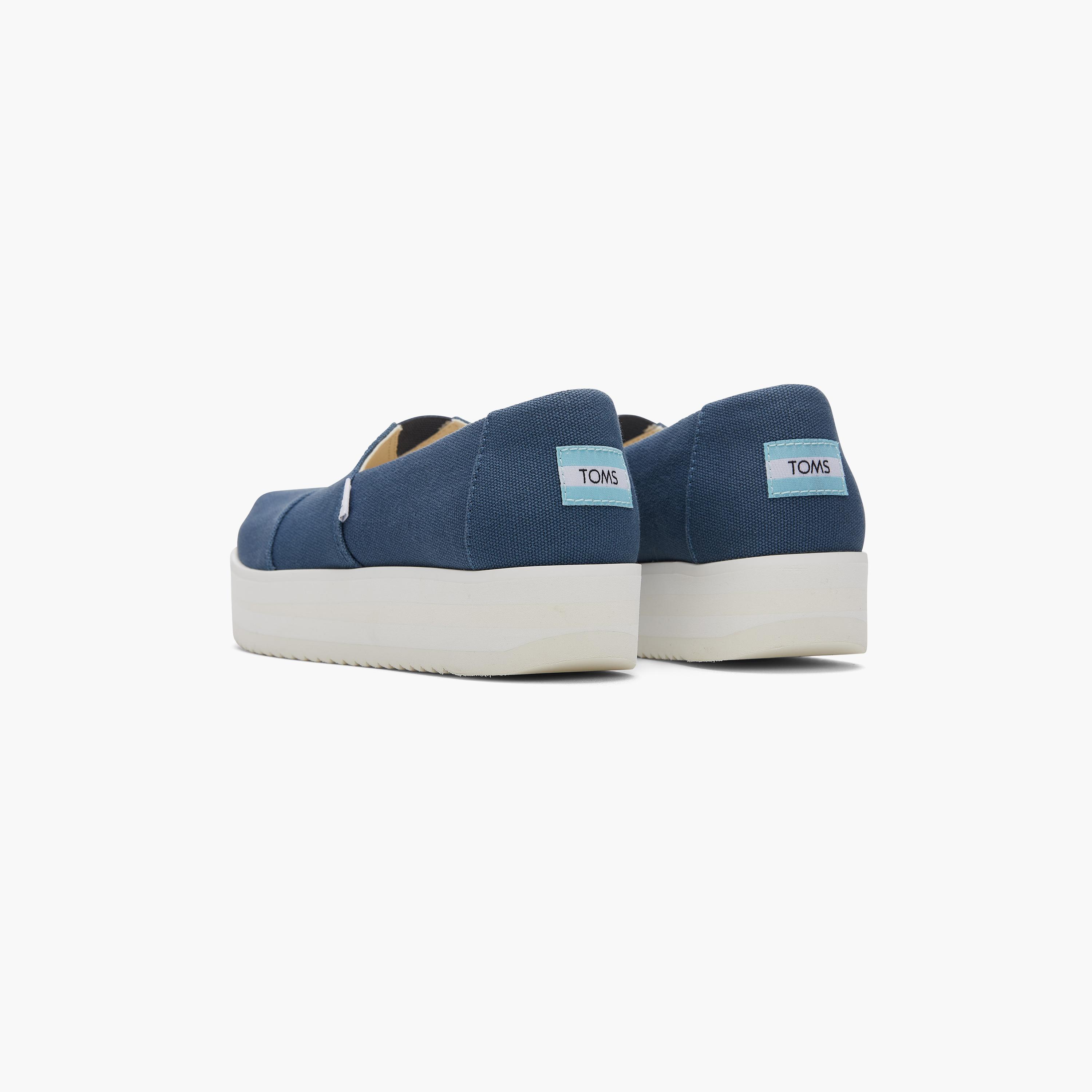 تومز- حذاء رياضي الب ميدفورم سهل الارتداء للنساء | 10019686-women-shoes-loafersandmoccasins-image-2
