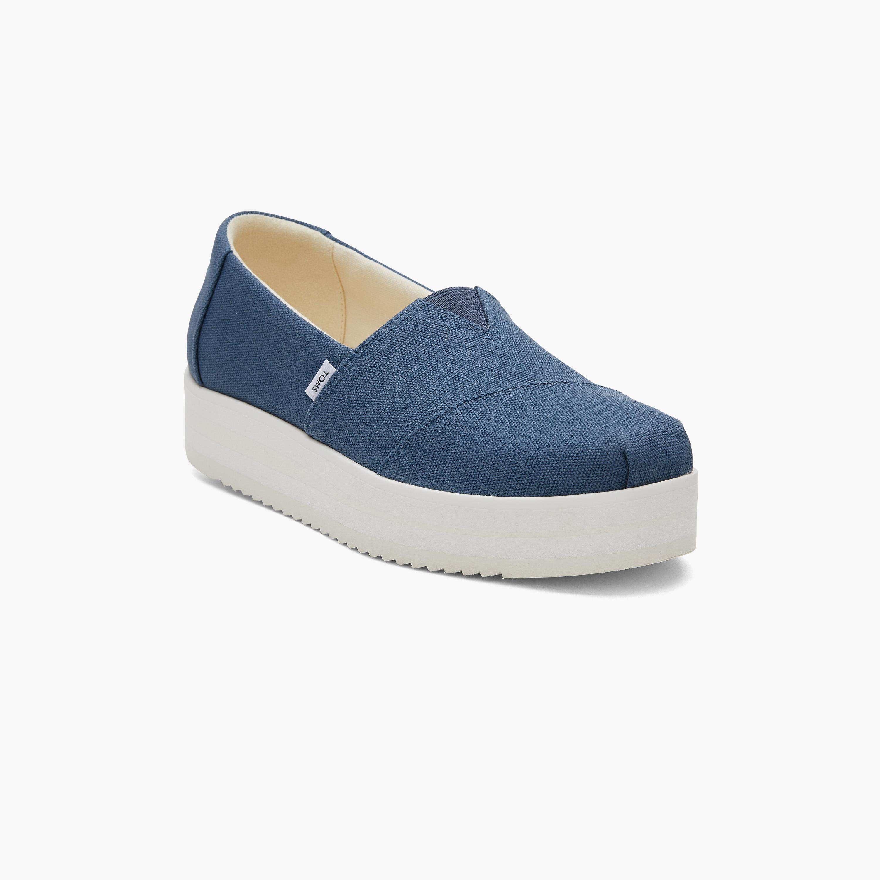 تومز- حذاء رياضي الب ميدفورم سهل الارتداء للنساء | 10019686-women-shoes-loafersandmoccasins-image-4