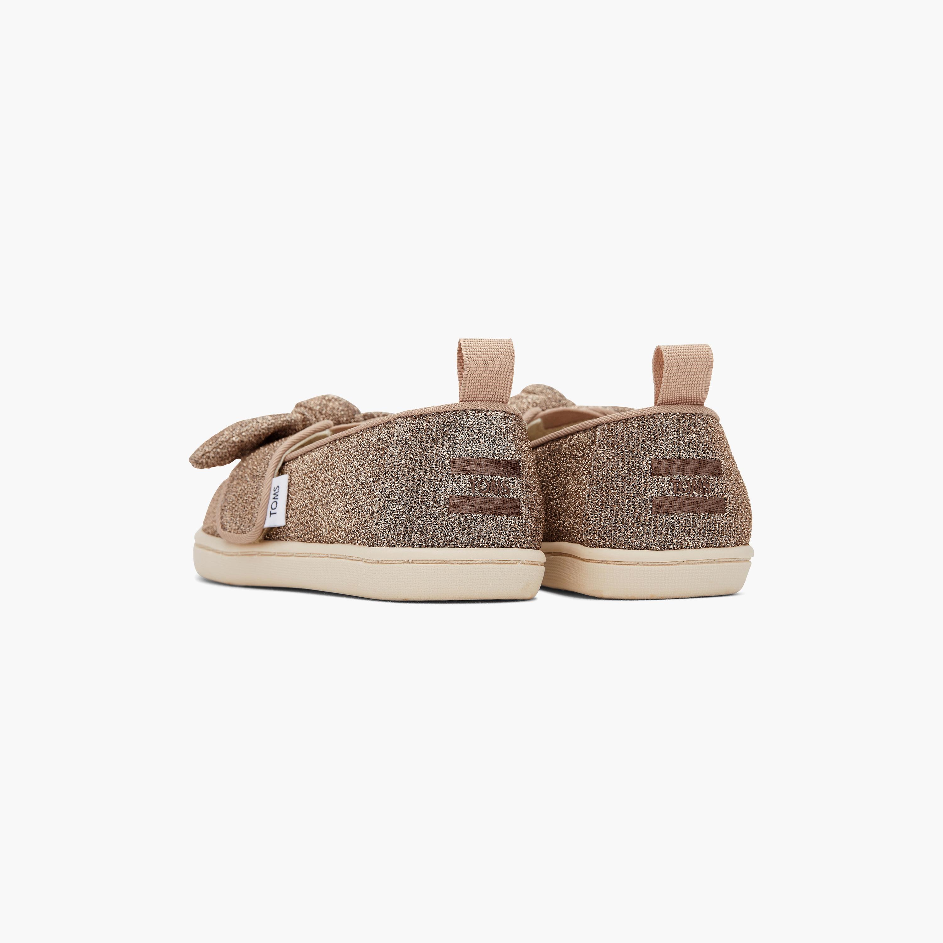 حذاء اسبادريل للأطفال من تومز البارجاتا بتصميم لامع مع مزين بفيونكة -girls-shoes-loafers-image-3