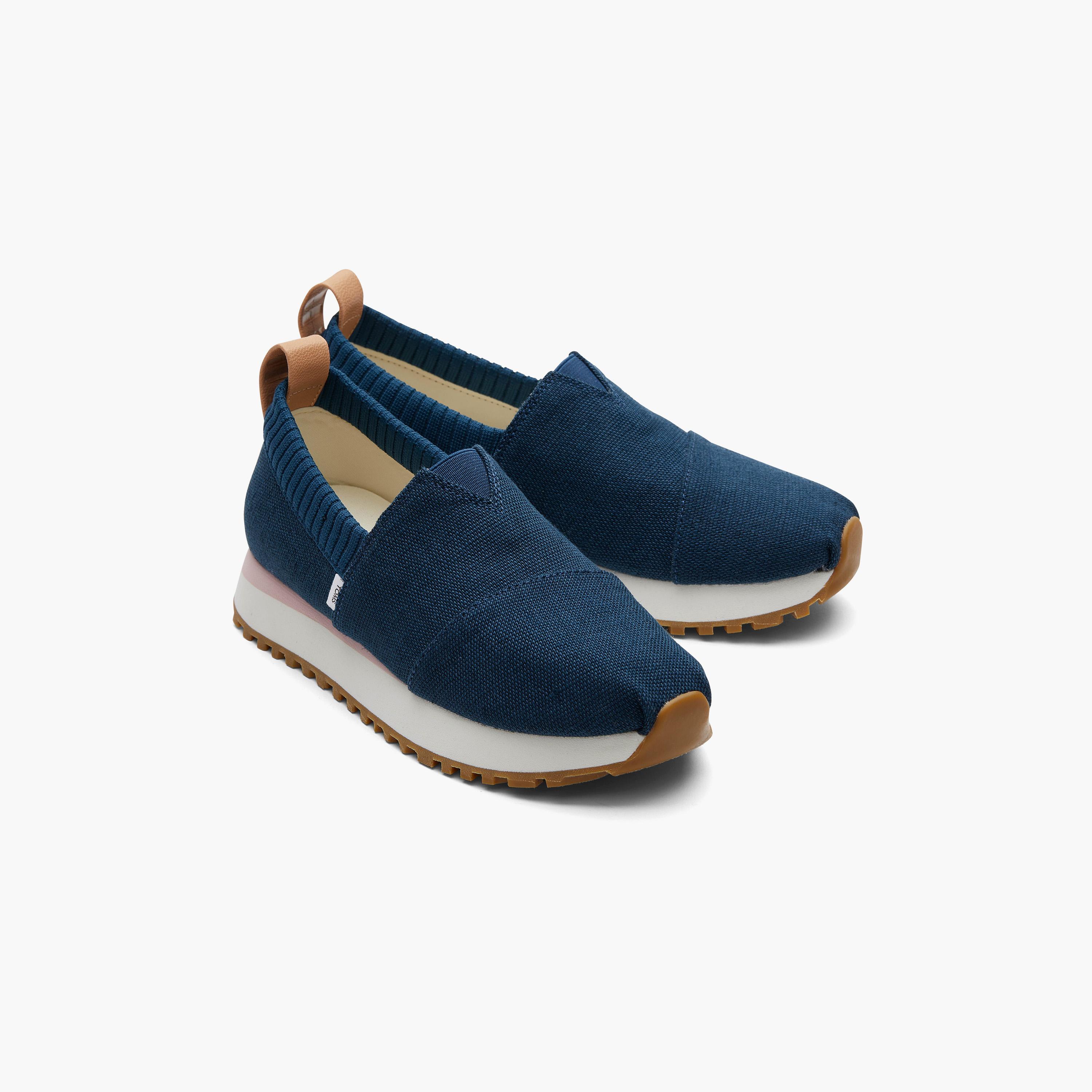 تومز- حذاء رياضي البارغاتا ريزيدنت 2.0 بكاحل منخفض سهل الارتداء للنساء | 10020148-women-shoes-sneakers-image-1