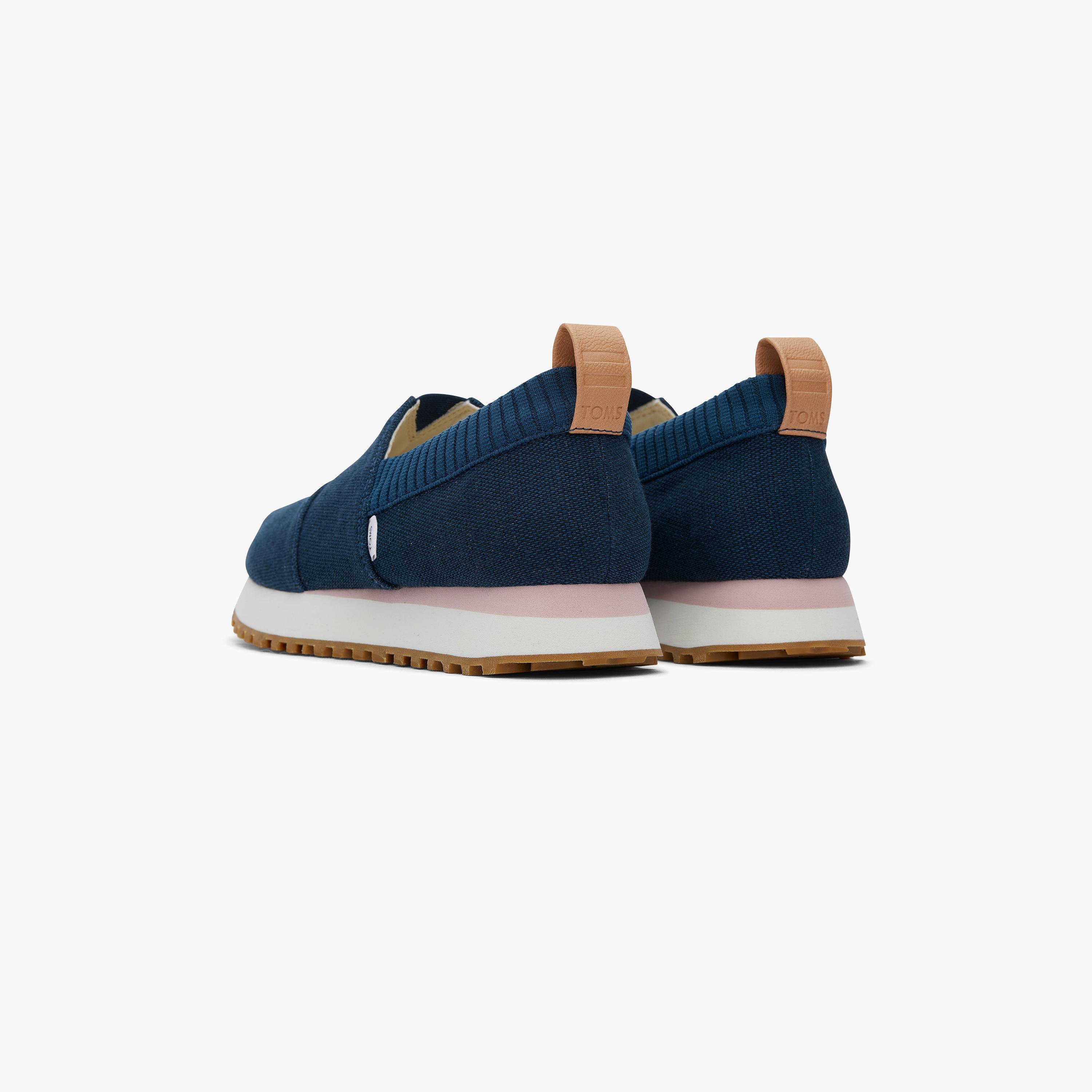 تومز- حذاء رياضي البارغاتا ريزيدنت 2.0 بكاحل منخفض سهل الارتداء للنساء | 10020148-women-shoes-sneakers-image-2