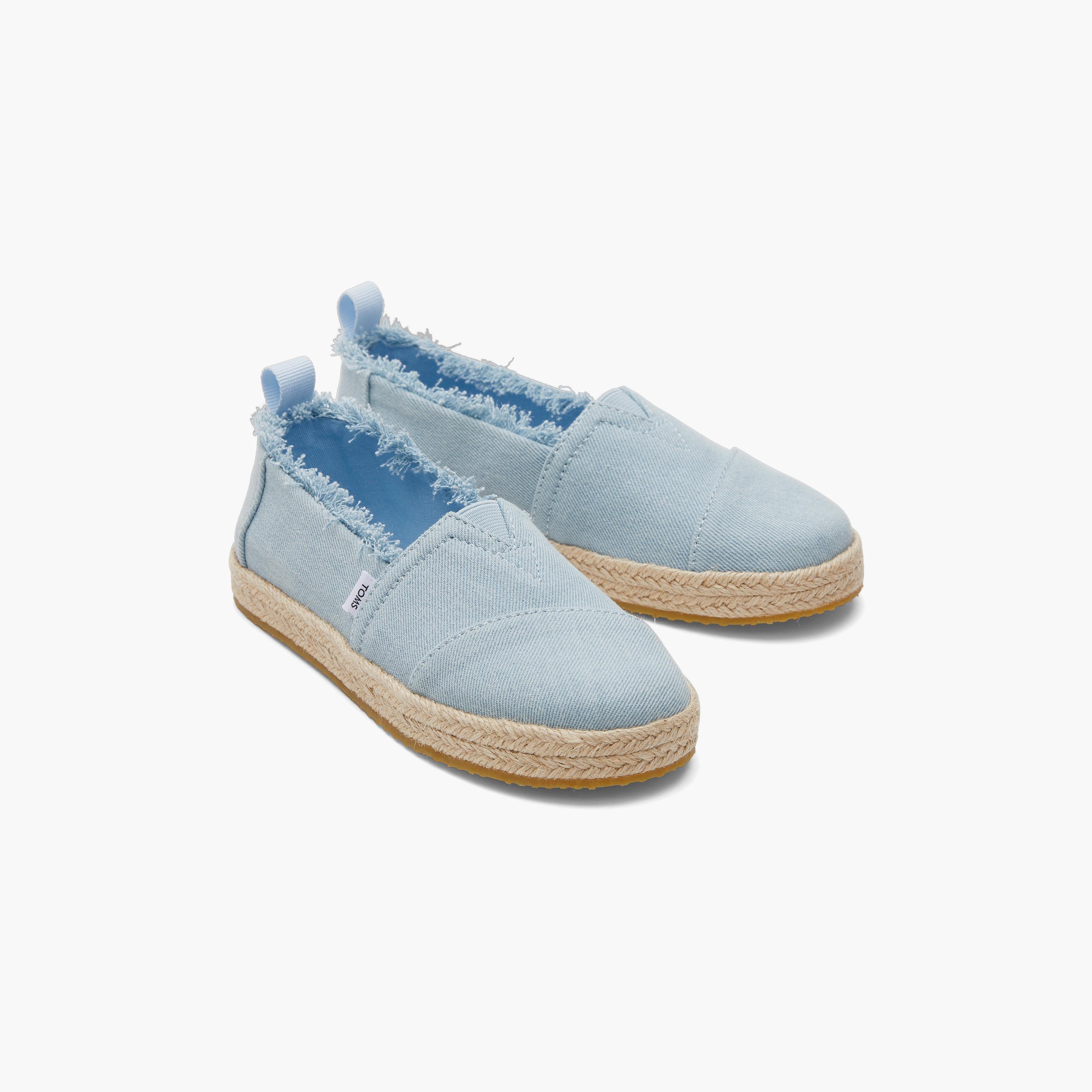 تومز- حذاء بناتي صيفي بلمسة نهائية من قماش الجينز المغسول | 10020625-girls-shoes-loafers-image-1