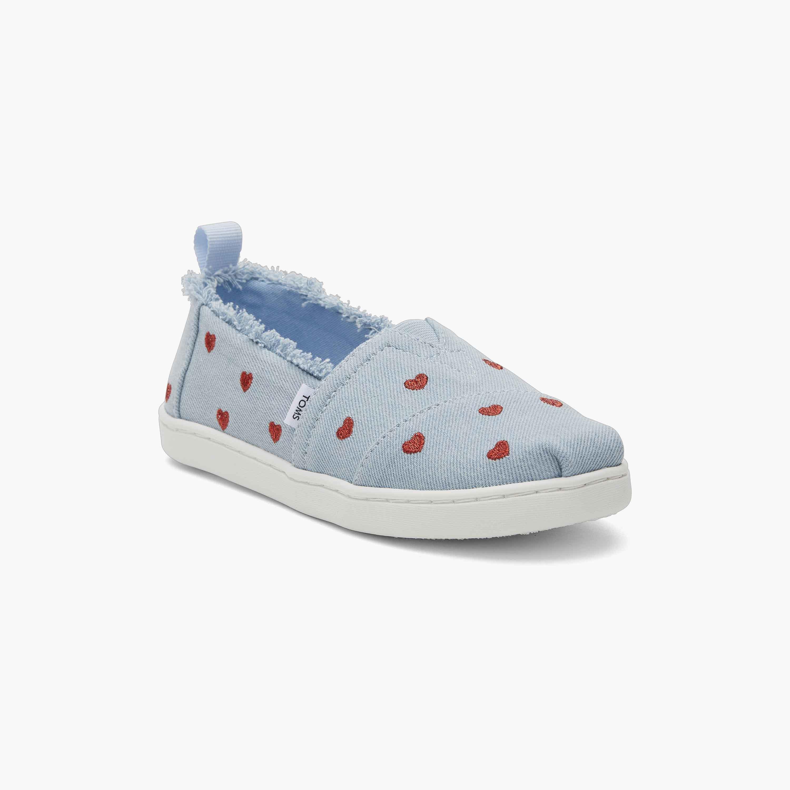 حذاء إسبادريل من تومز البارجاتا للأطفال من الدنيم المغسول والقلوب المطرزة-girls-shoes-loafers-image-2