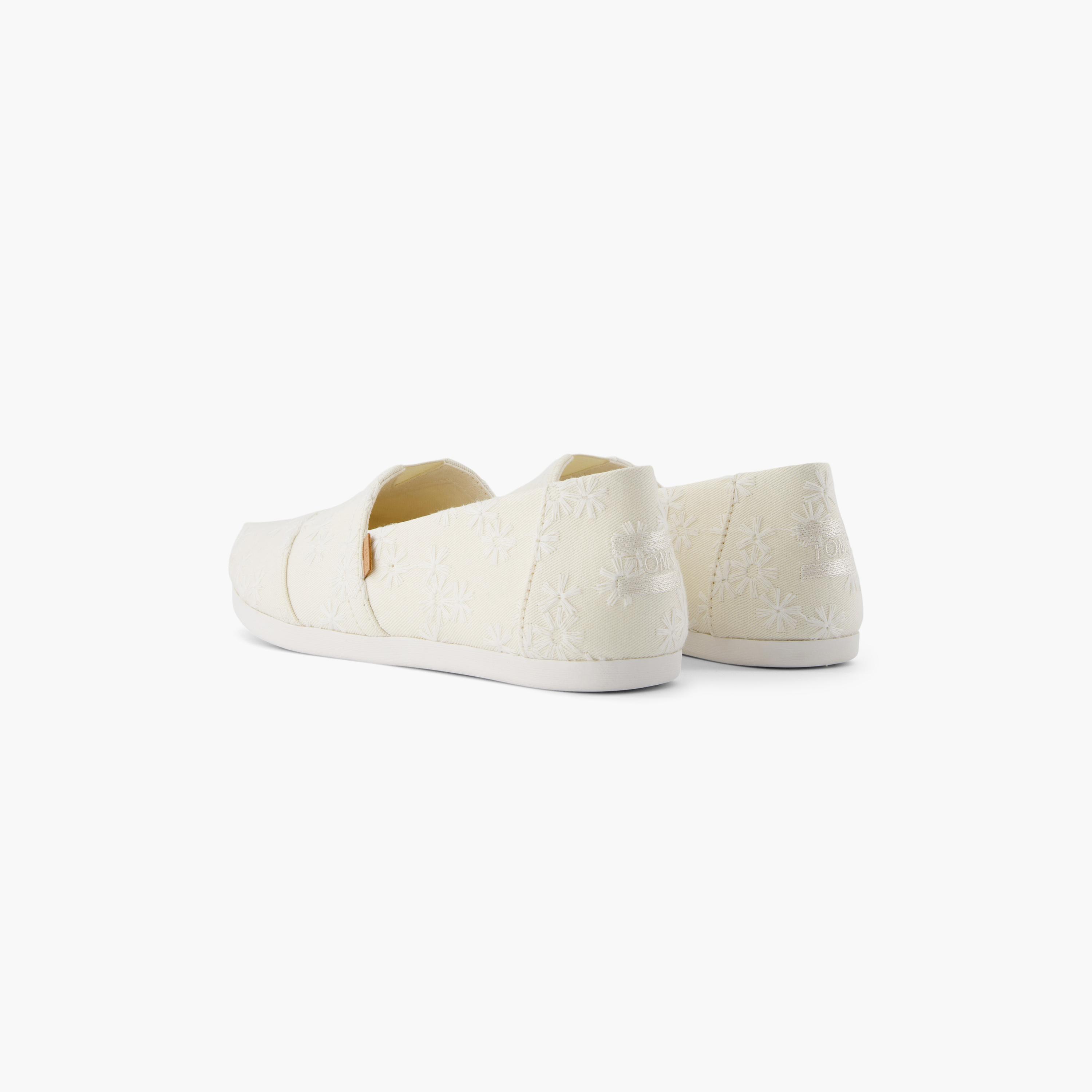 تومز- حذاء البارجيت  نسائي سهل الارتداء-women-shoes-loafersandmoccasins-image-5