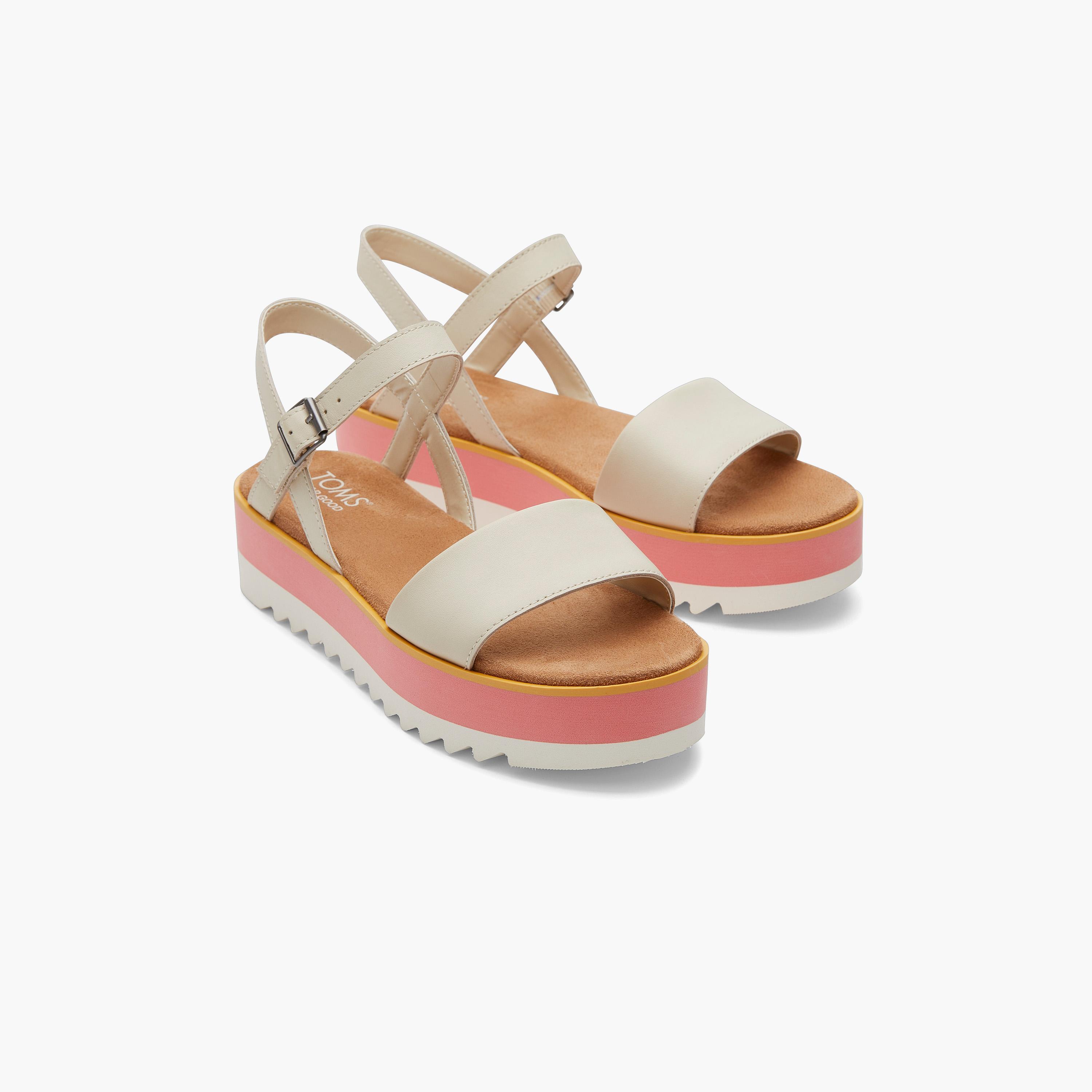 تومز- صندل برين كعب بلاتفورم بحزام وإبزيم للنساء | 10020712-women-shoes-heels-image-1