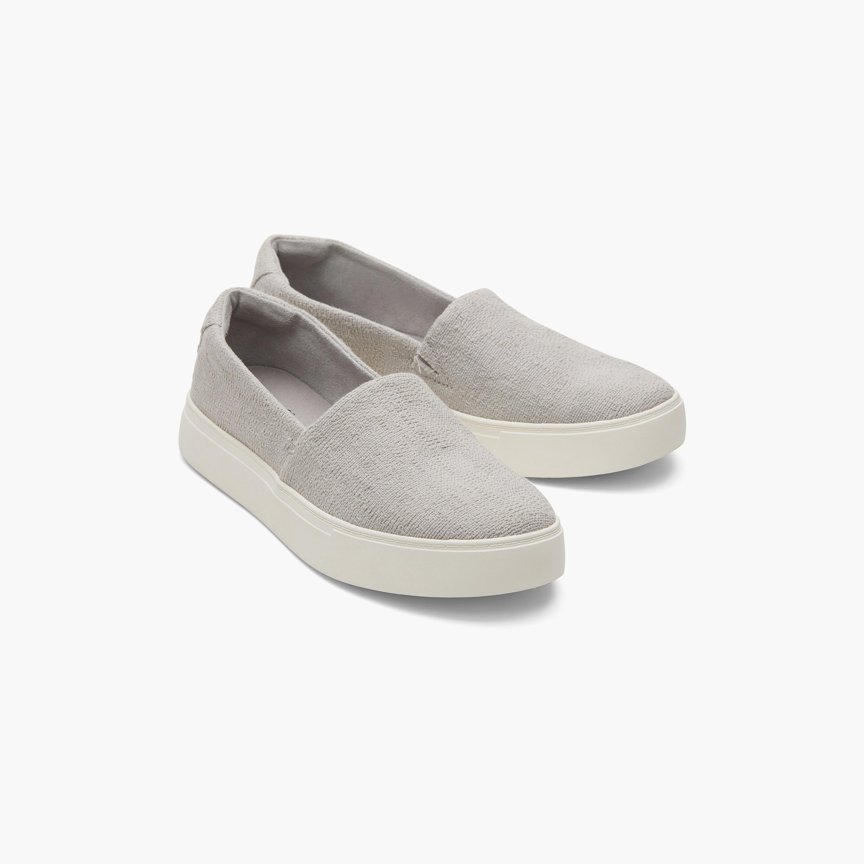 حذاء رياضي كاميرون سهل الارتداء للنساء من تومز 10020720-women-shoes-sneakers-image-1