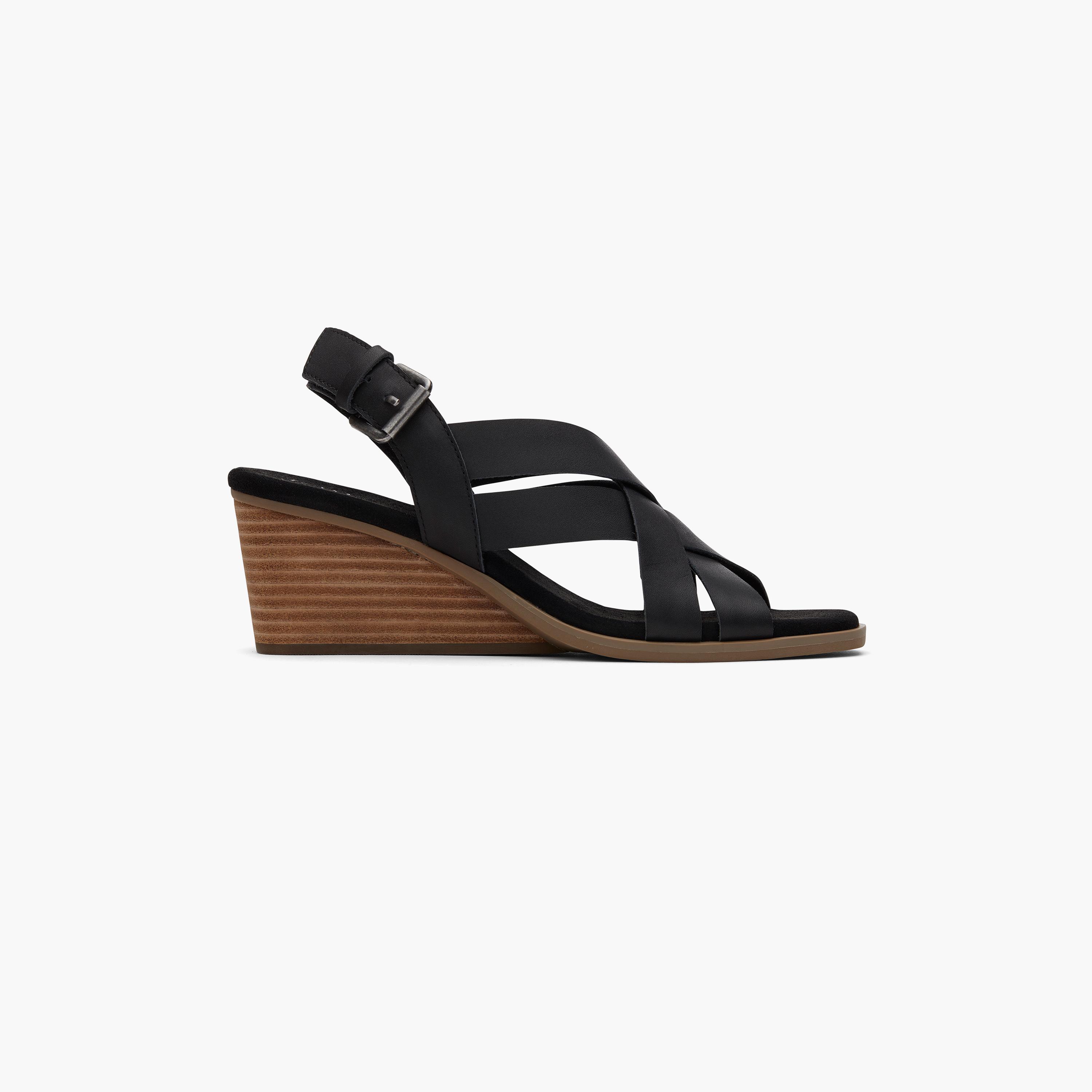 تومز- صندل غريسي ويدج بحزام وإبزيم للنساء | 10020778-women-shoes-heels-image-3