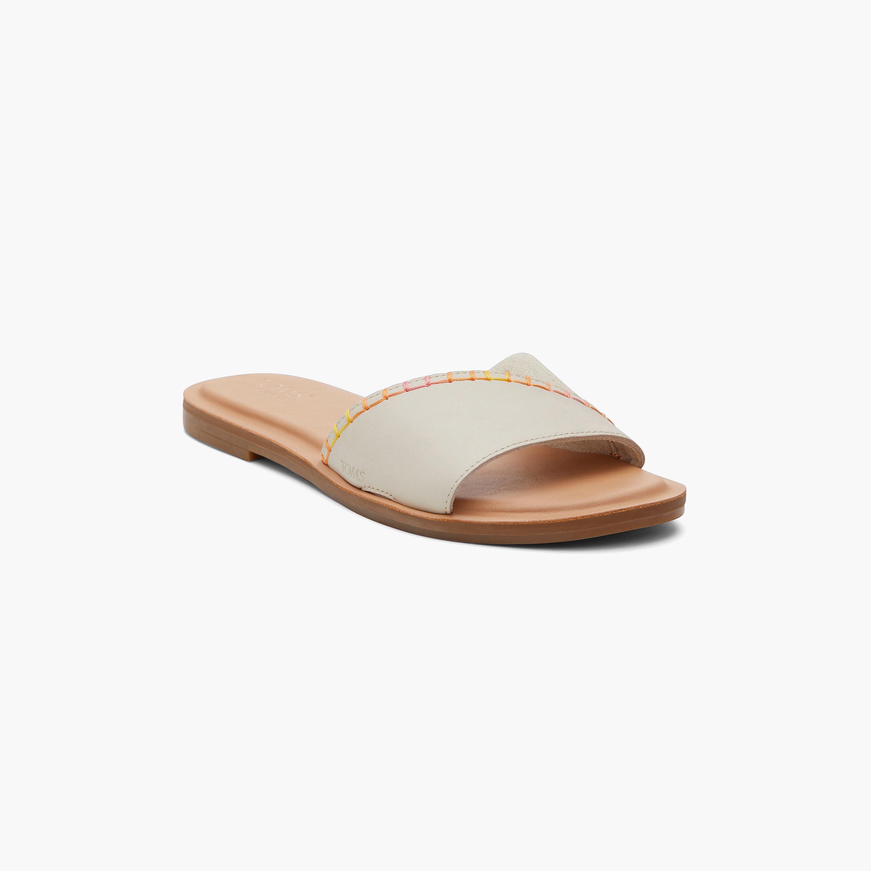 تومز- صندل شيا سهل الارتداء للنساء | 10020806-women-shoes-sandals-flats-image-4