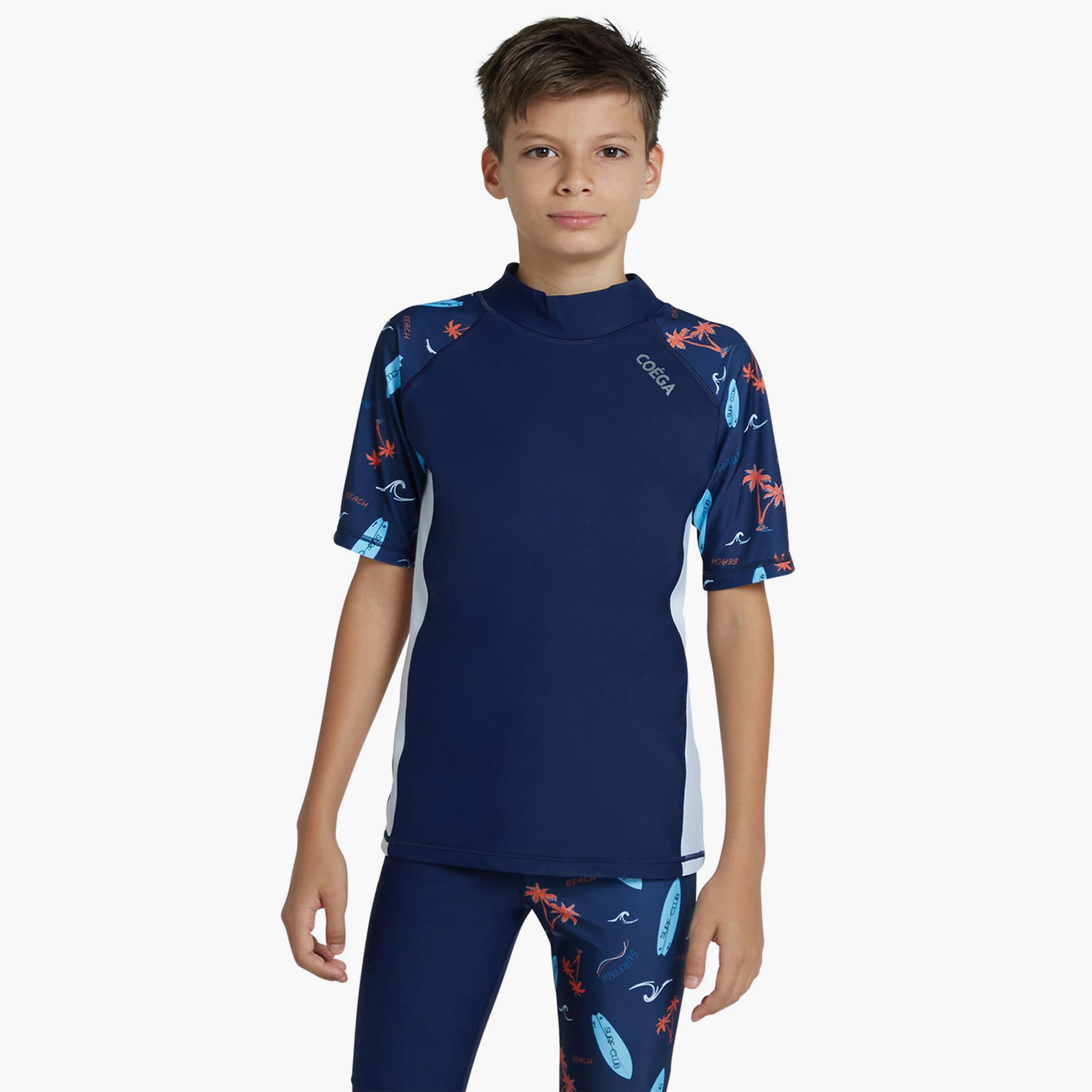 كويغا - قميص واقي من الشمس بأكمام قصيرة للأولاد، أزرق اللون-boys-clothing-sportswear-swimwear-image-1