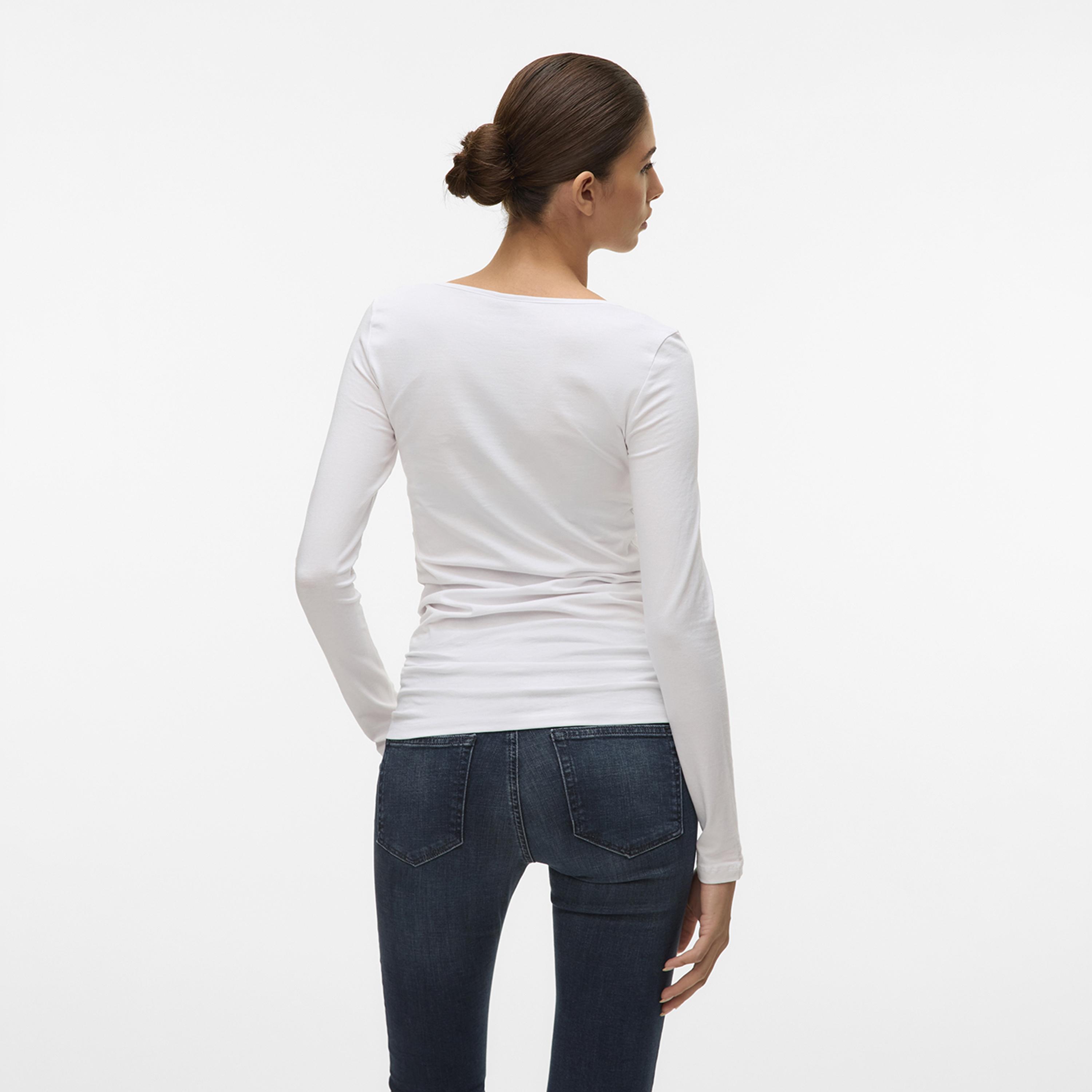 بلوزة نسائية بياقة "سكوب" واسعة من فيرو مودا-women-clothing-shirtsandblouses-blouses-image-3
