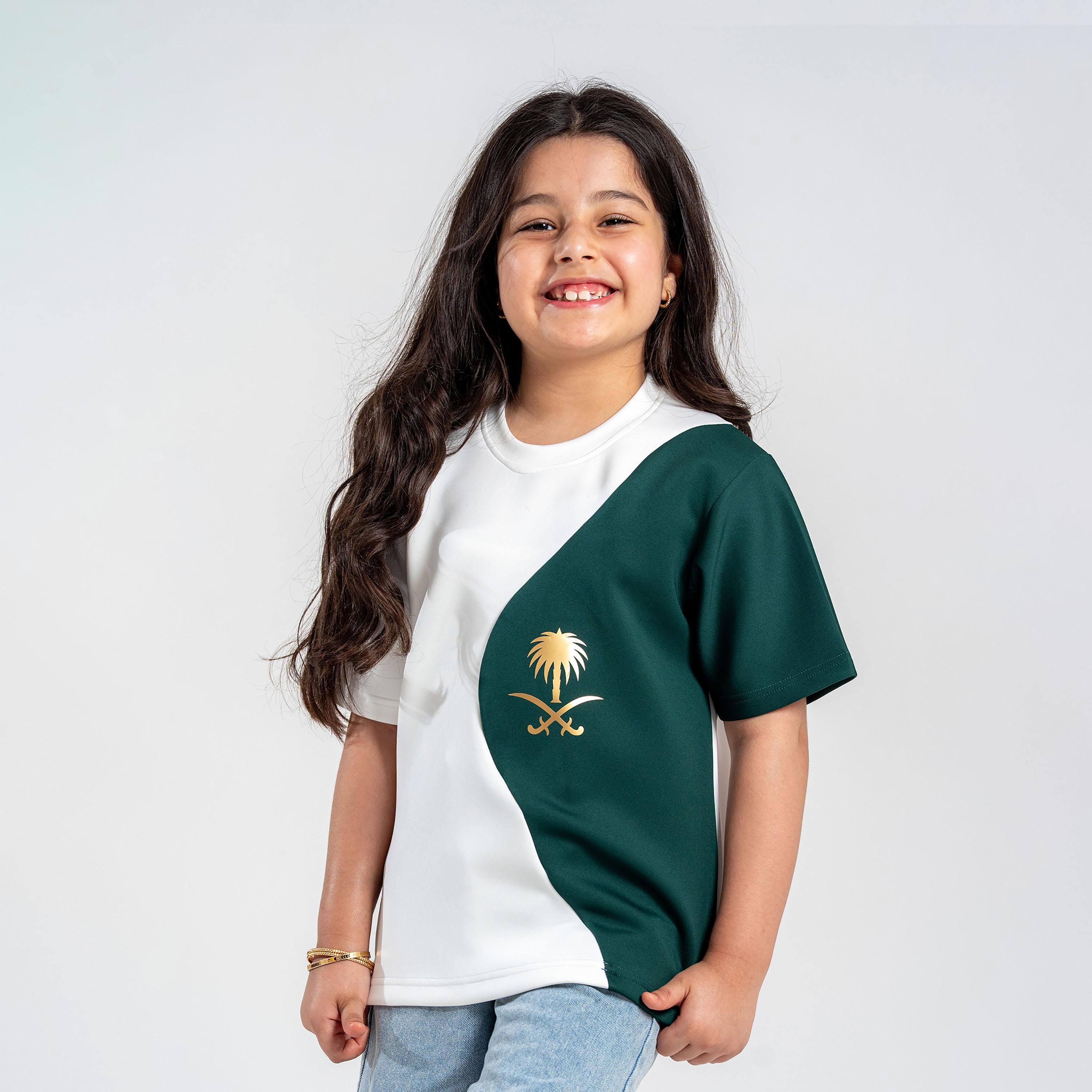 تيشيرت بألوان متعددة بأكمام قصيرة ورقبة مستديرة لليوم الوطني من سانفن-girls-clothing-tshirts-image-1