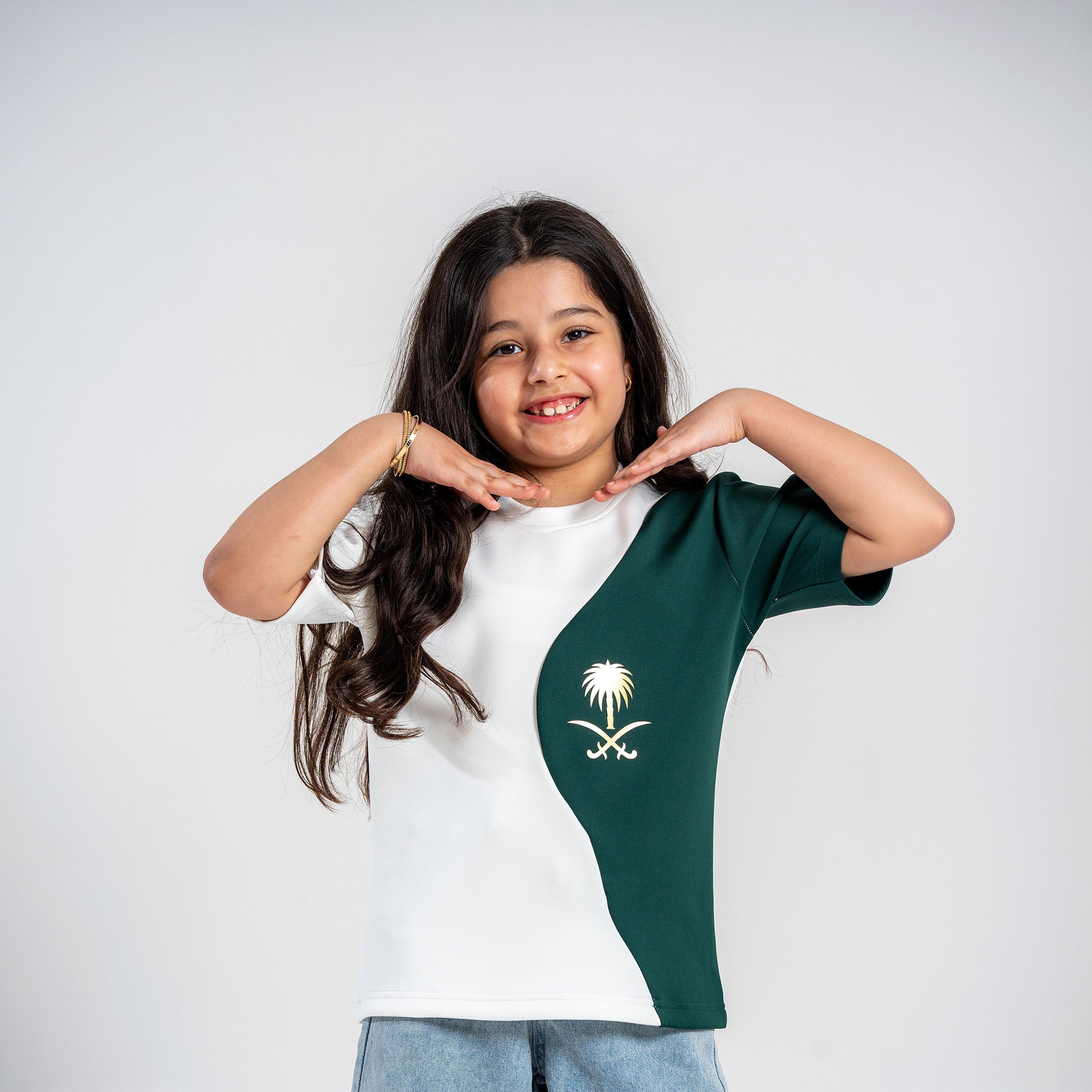 تيشيرت بألوان متعددة بأكمام قصيرة ورقبة مستديرة لليوم الوطني من سانفن-girls-clothing-tshirts-image-2