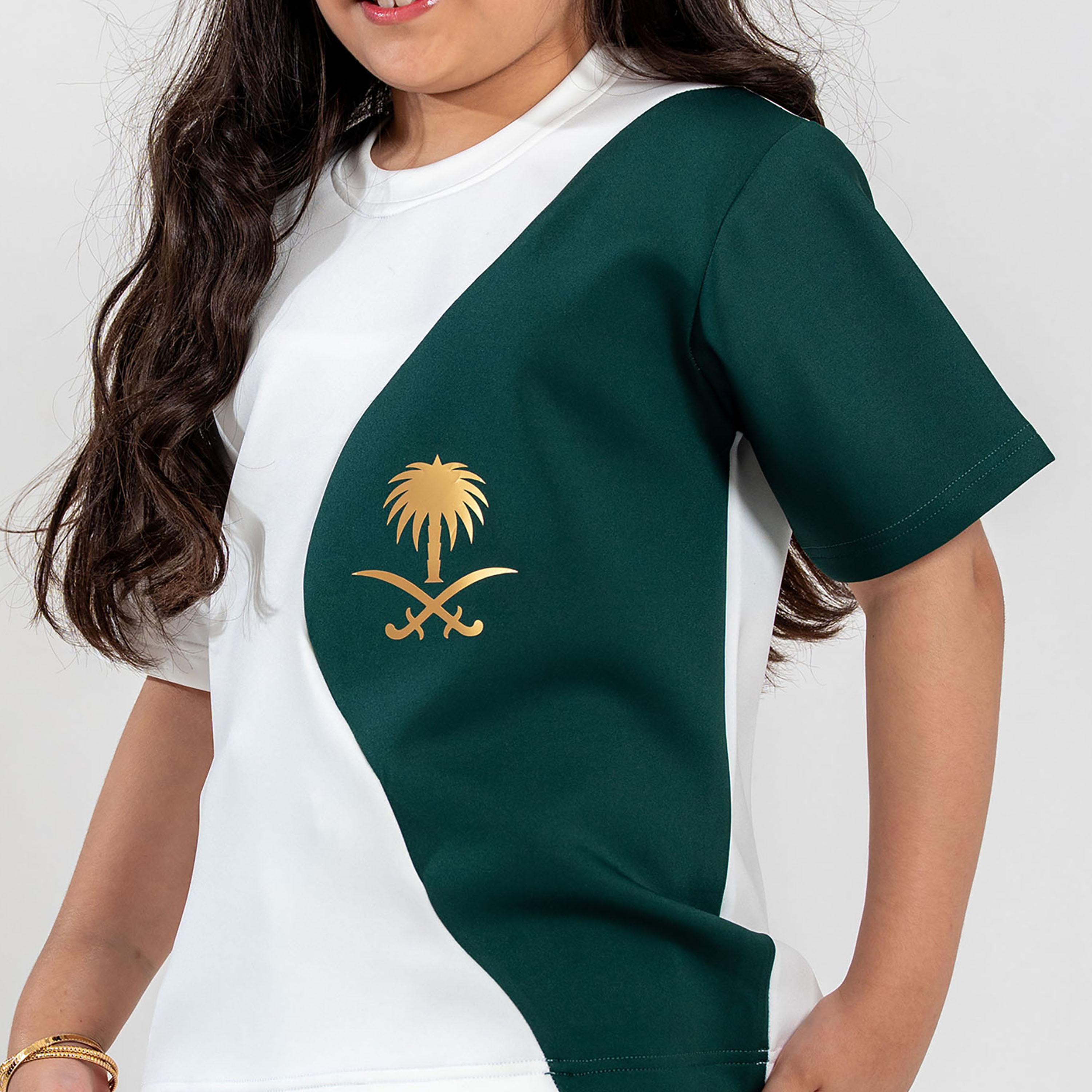 تيشيرت بألوان متعددة بأكمام قصيرة ورقبة مستديرة لليوم الوطني من سانفن-girls-clothing-tshirts-image-4