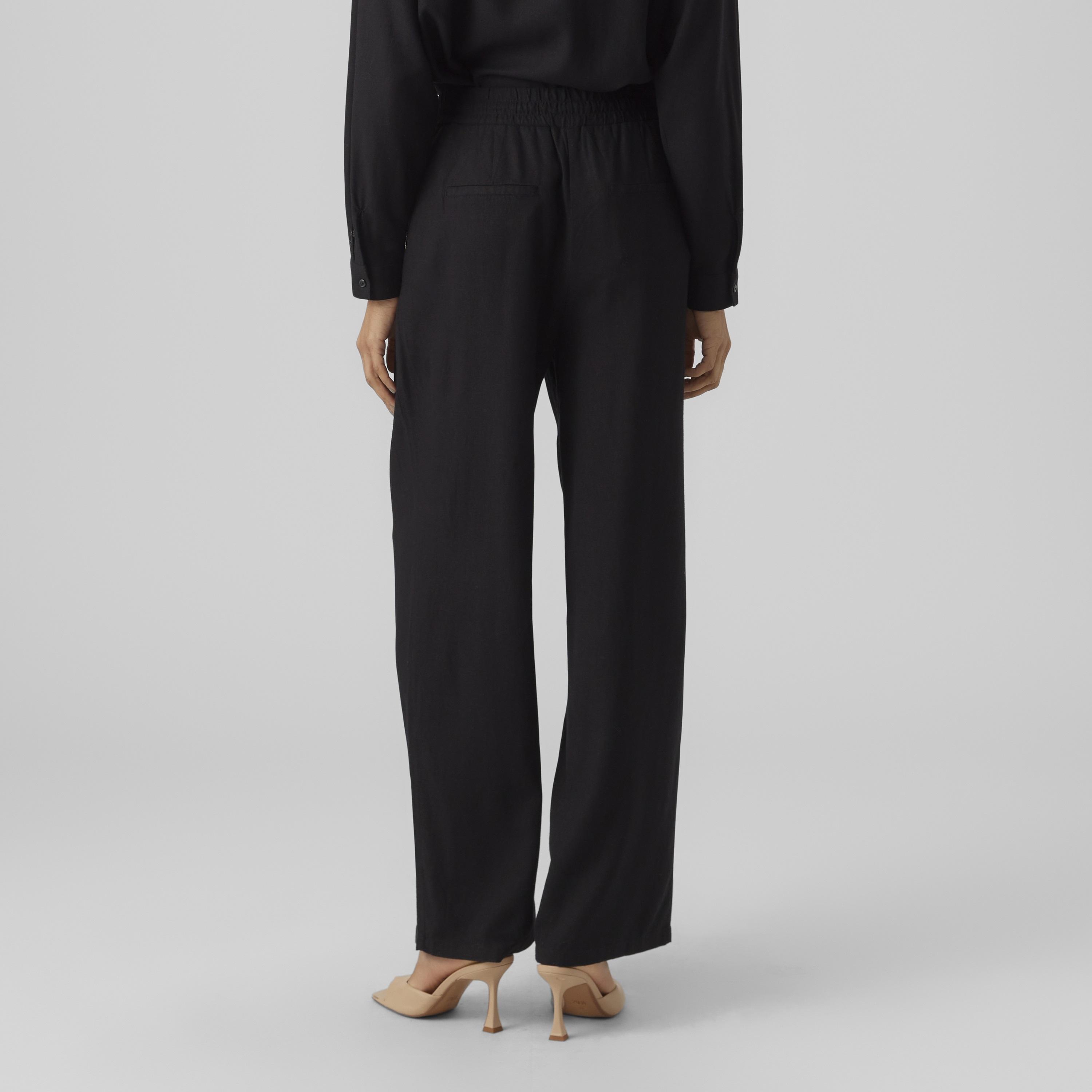 بنطال حريمي بخصر برباط تعديل وقصة أرجل واسعة باللون الأسود من فيرو مودا-women-clothing-trousers-image-3