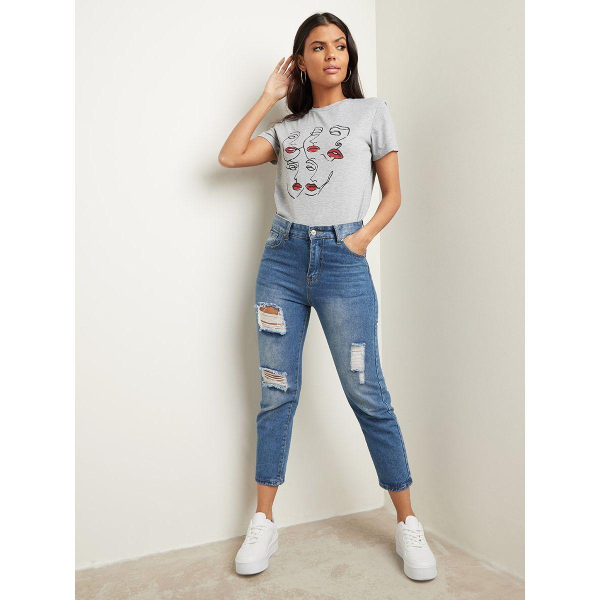 Styli Abstract Face Graphic Printed Regular Fit T-shirt-women-clothing-tshirts-image-3