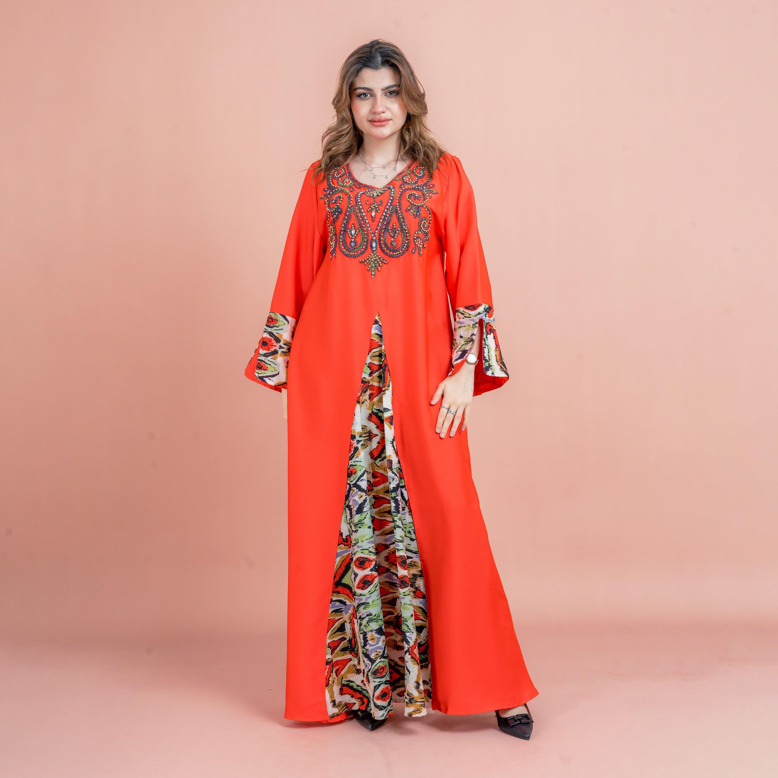 جلابية نسائية من الساتان مطرزة ومزينة بالخرز من إككسا-women-arabicclothing-jalabiyas-image-1
