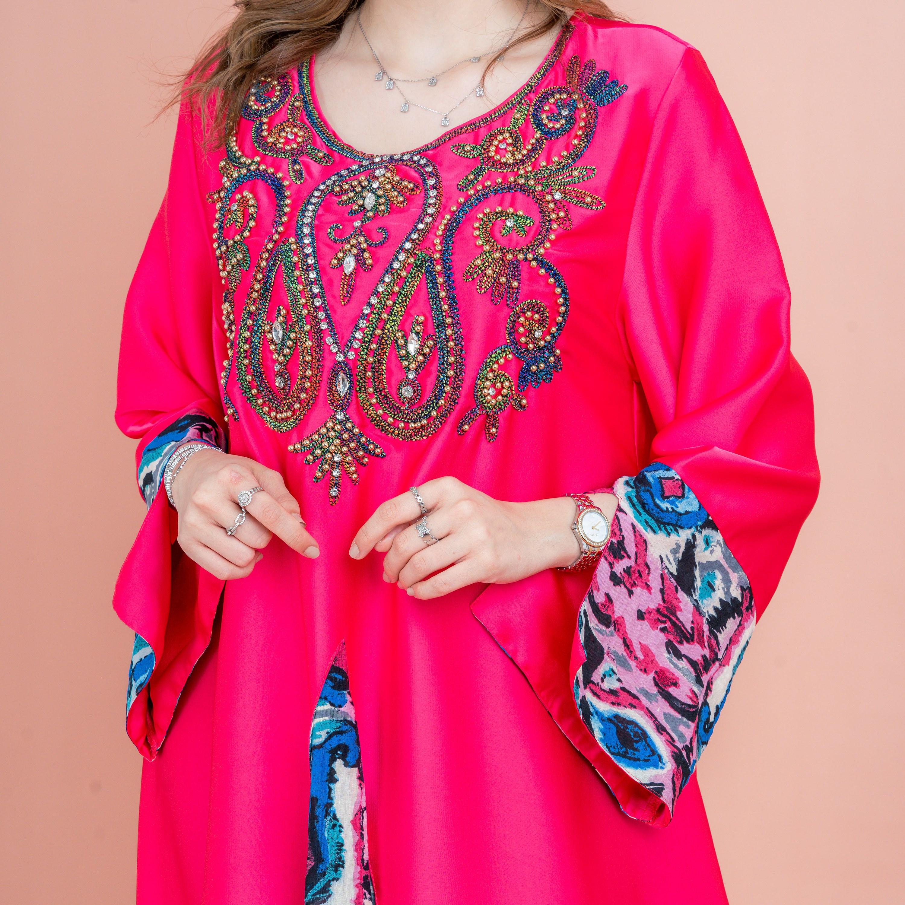 جلابية نسائية من الساتان مطرزة ومزينة بالخرز من إككسا-women-arabicclothing-jalabiyas-image-2