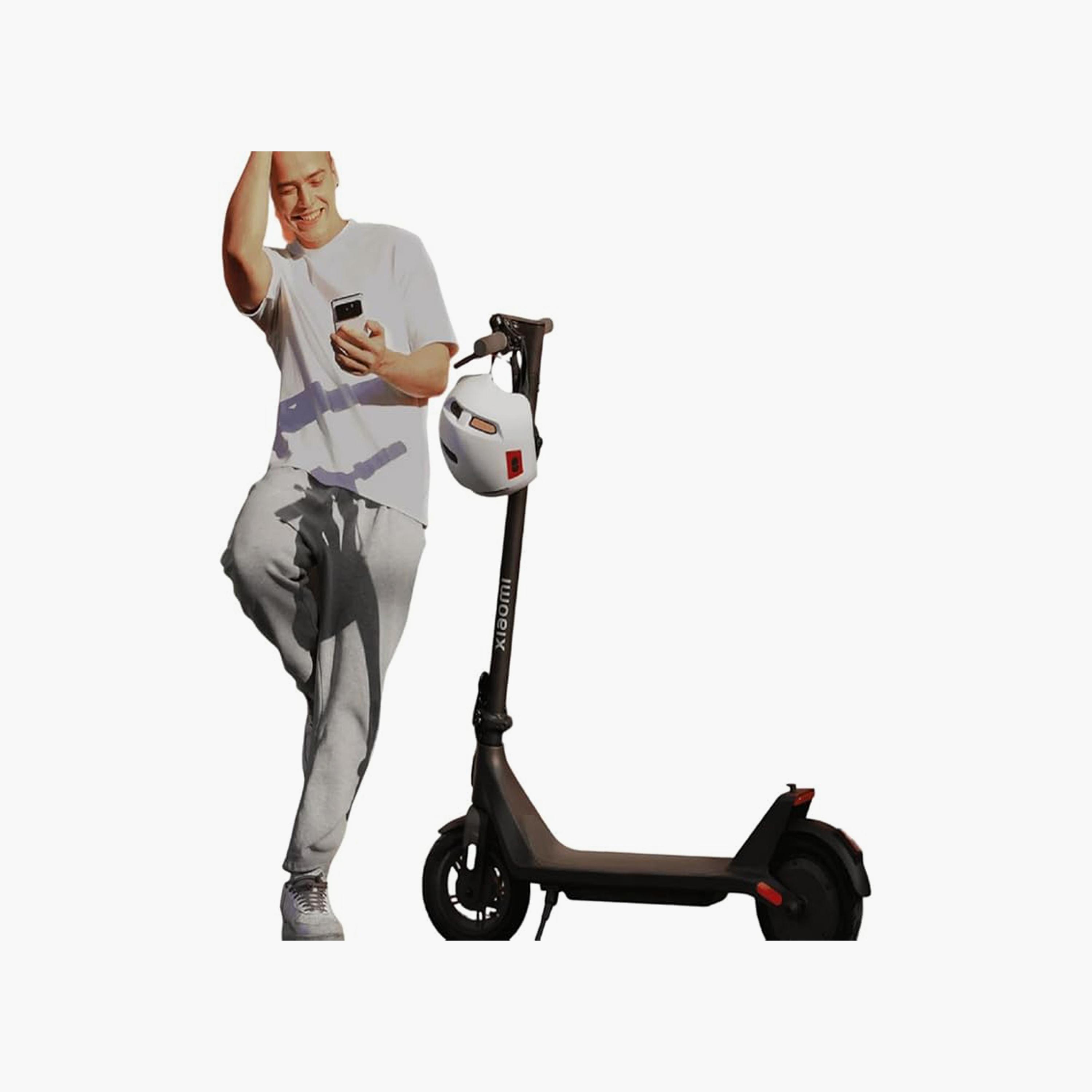 Xiaomi Electric Scooter 4 Lite (2nd Gen) - Black | 104096000142-sports-gear-scooters-image-3
