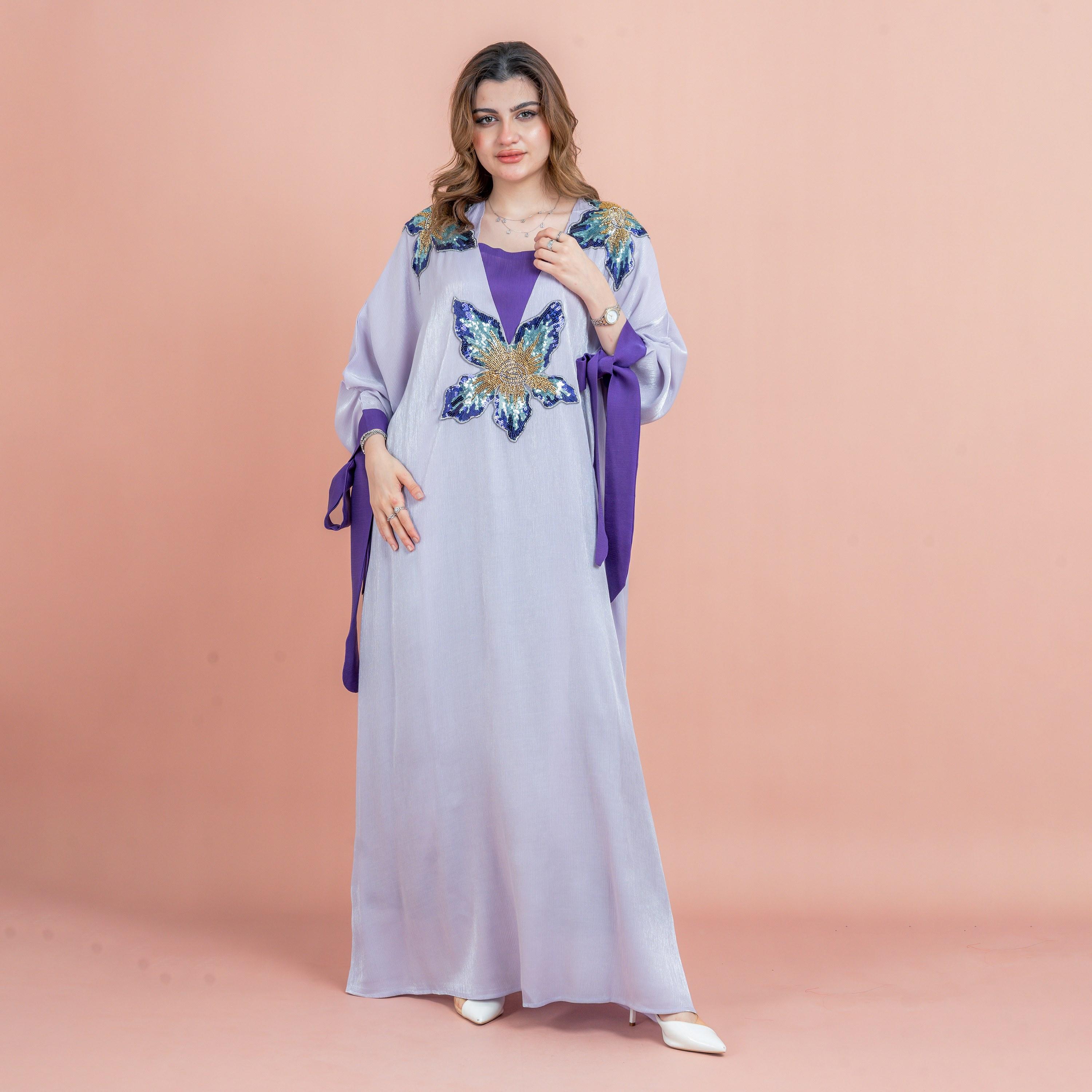 جلابية سهرة نسائية من الساتان بياقة مربعة وأكمام فراشة مزينة بالخرز والترتر من إككسا-women-arabicclothing-jalabiyas-image-1