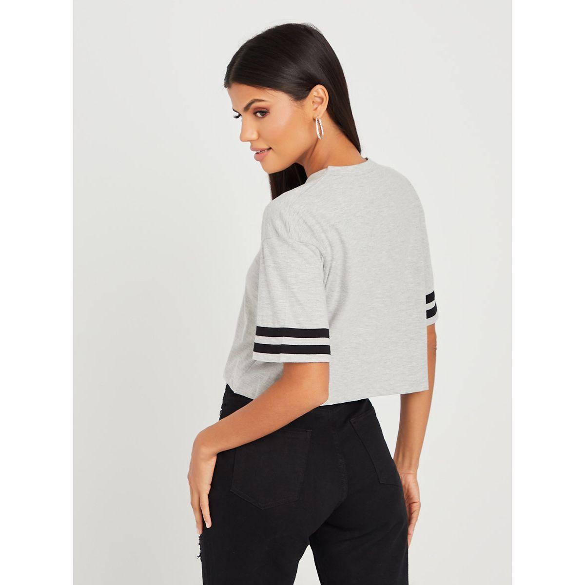 Styli Short Sleeves Contrast Striped Boxy Crop T-Shirt-women-clothing-tshirts-image-5