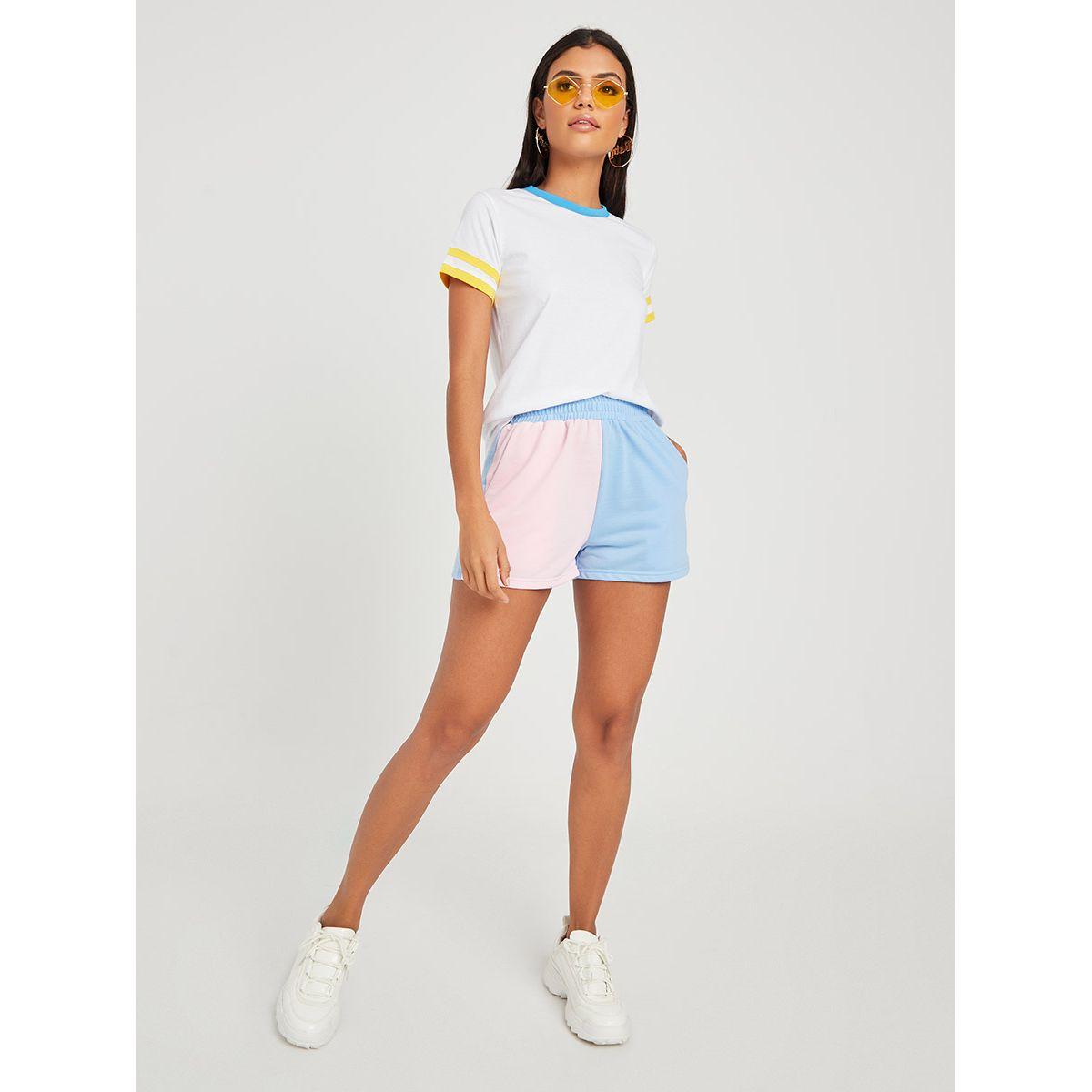 تيشيرت بقصة عادية واكمام قصيرة-women-clothing-tshirts-image-2