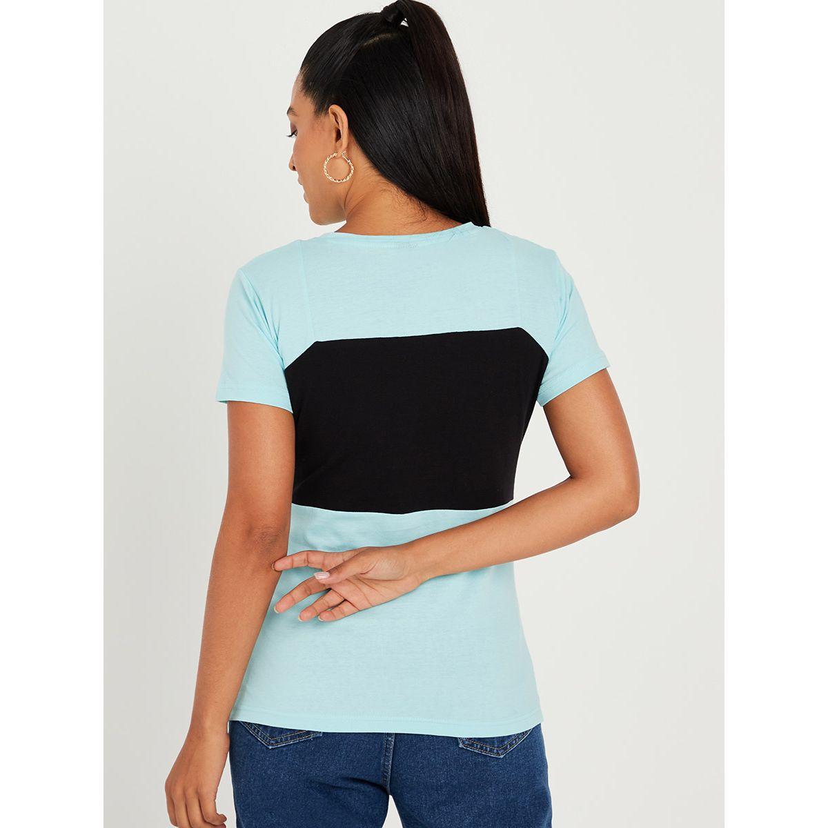 تيشيرت باكمام قصيرة ومزين بصدرية من ريد تايب-women-clothing-tshirts-image-5