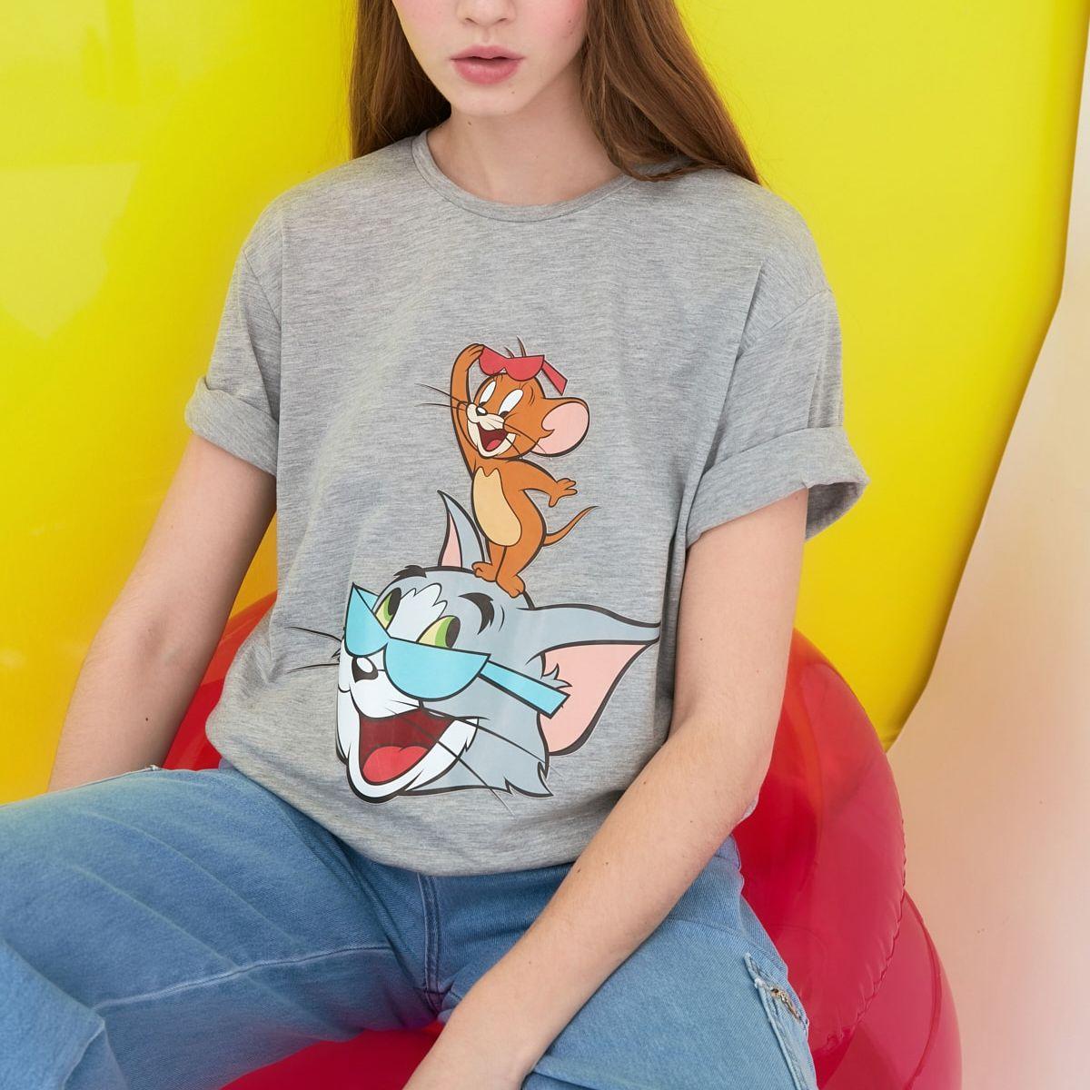 Trendyol Short Sleeves Tom and Jerry Print Knitted Regular T-shirt-women-clothing-tshirts-image-1