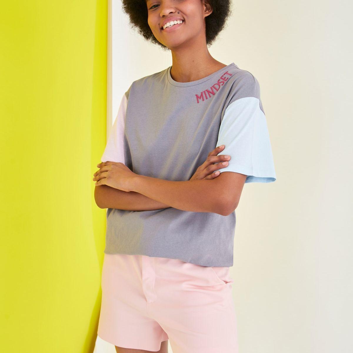 تيشيرت بنمط كتل الالوان-women-clothing-tshirts-image-4