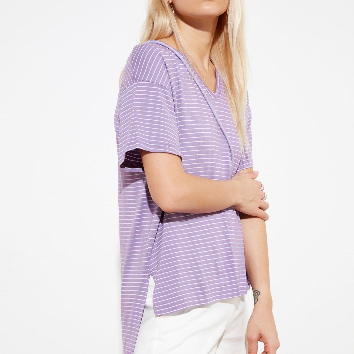 Trendyol Short Sleeves Striped Drop Hem V Neck Regular T-shirt-women-clothing-tshirts-image-2