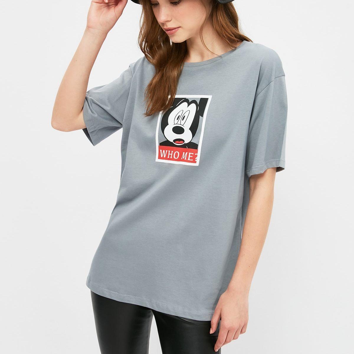 Trendyol Short Sleeves Mickey Mouse Graphic Print Regular T-shirt-women-clothing-tshirts-image-3
