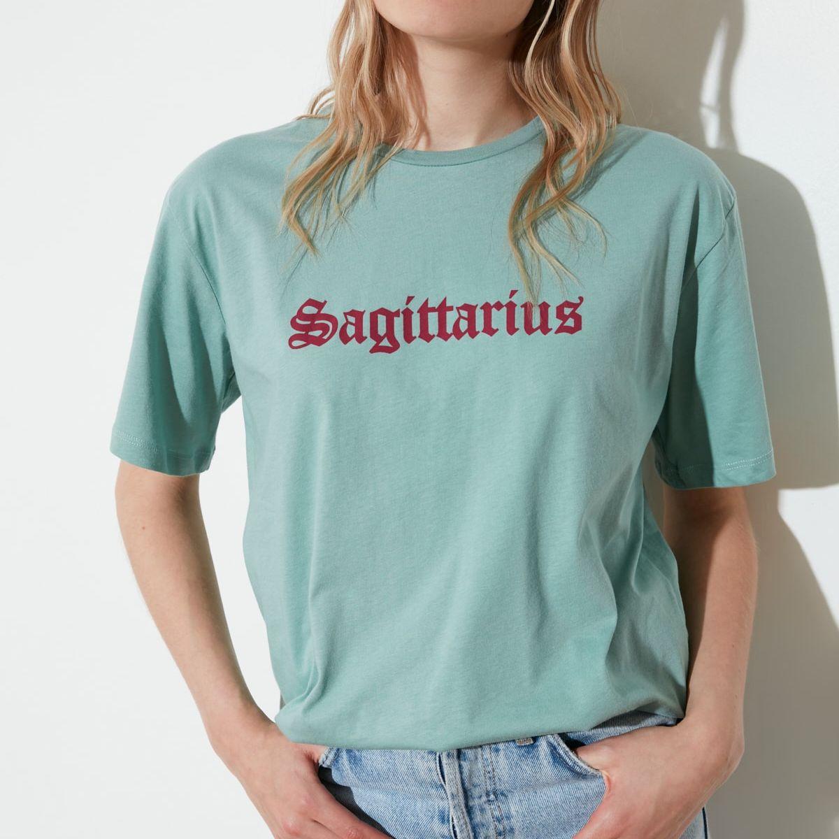Trendyol Short Sleeves Sagittarius Zodiac Print Knit Regular T-shirt-women-clothing-tshirts-image-2