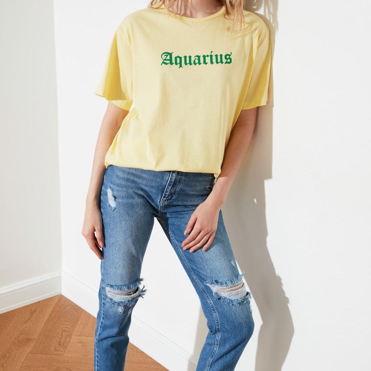 Trendyol Short Sleeves Aquarius Zodiac Print Knit Regular T-shirt-women-clothing-tshirts-image-4