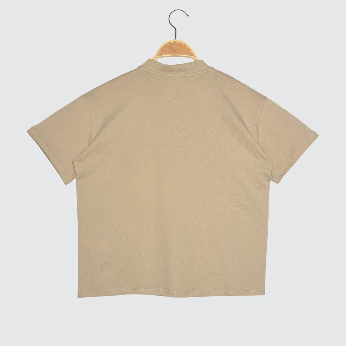 تيشيرت بياقة عالية وأكمام قصيرة-women-clothing-tshirts-image-6