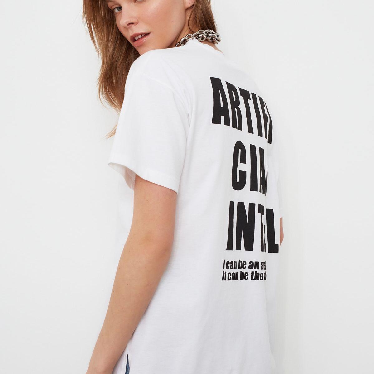 تيشيرت مطبع بشعار-women-clothing-tshirts-image-1