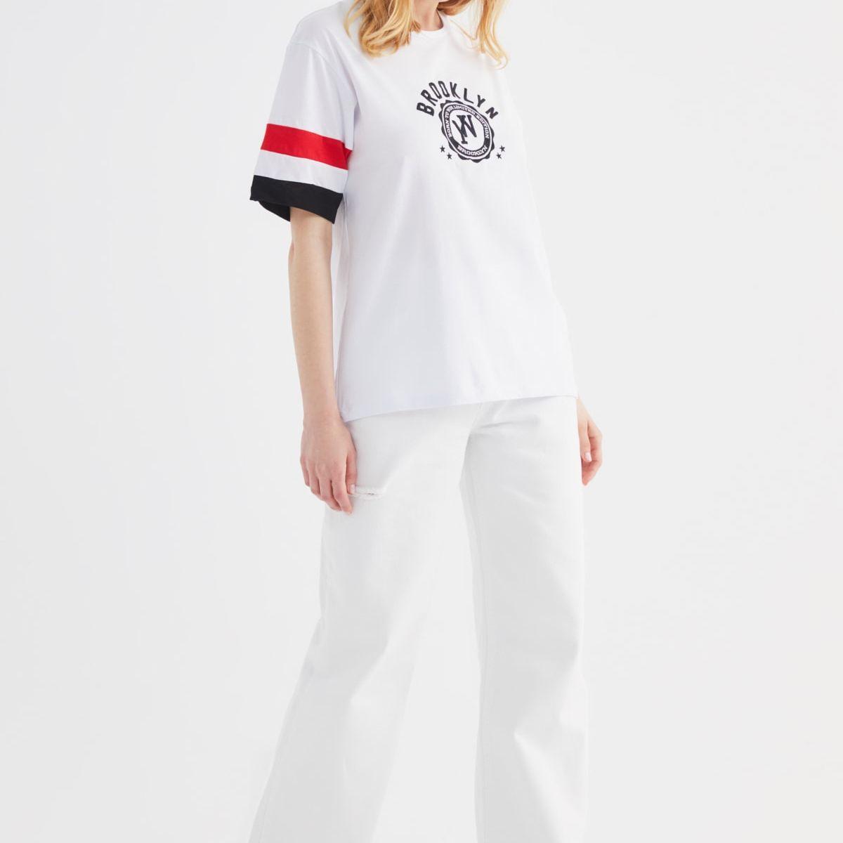Trendyol Striped Short Sleeves Brooklyn Print Knitted Regular T-shirt-women-clothing-tshirts-image-4