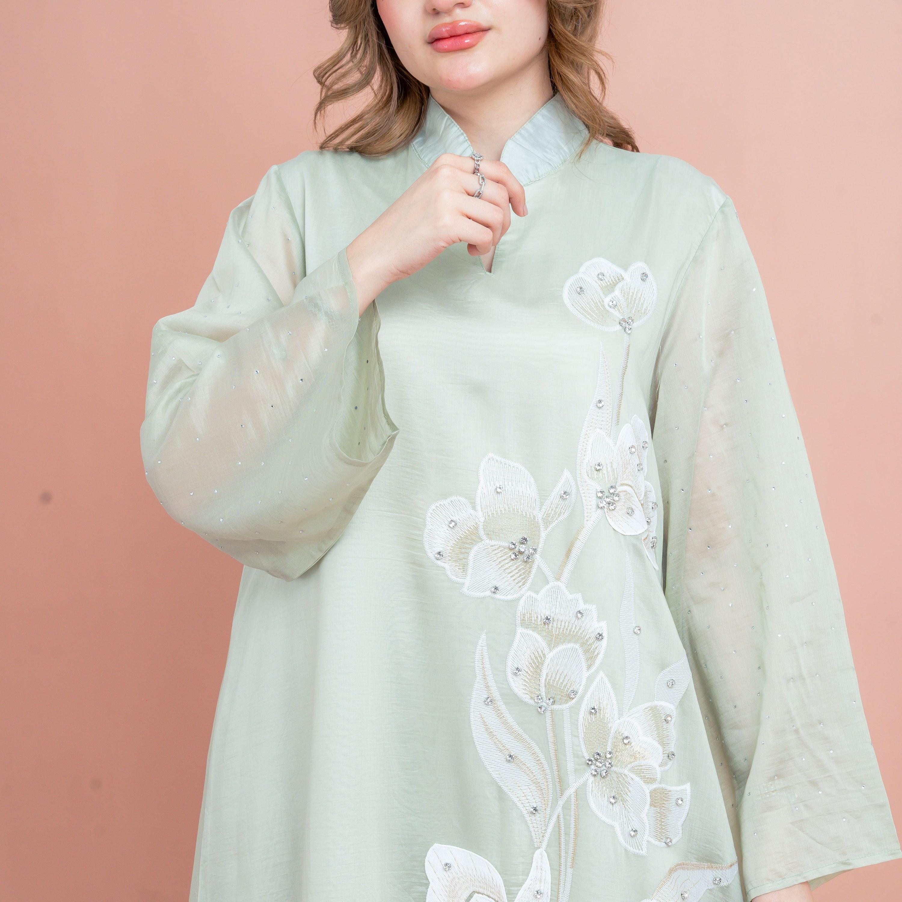 IKKXA Floral Embroidery with Rhinestone Work Mandarin Collar Wide Sleeves Women's Jalabiya-women-arabicclothing-jalabiyas-image-2
