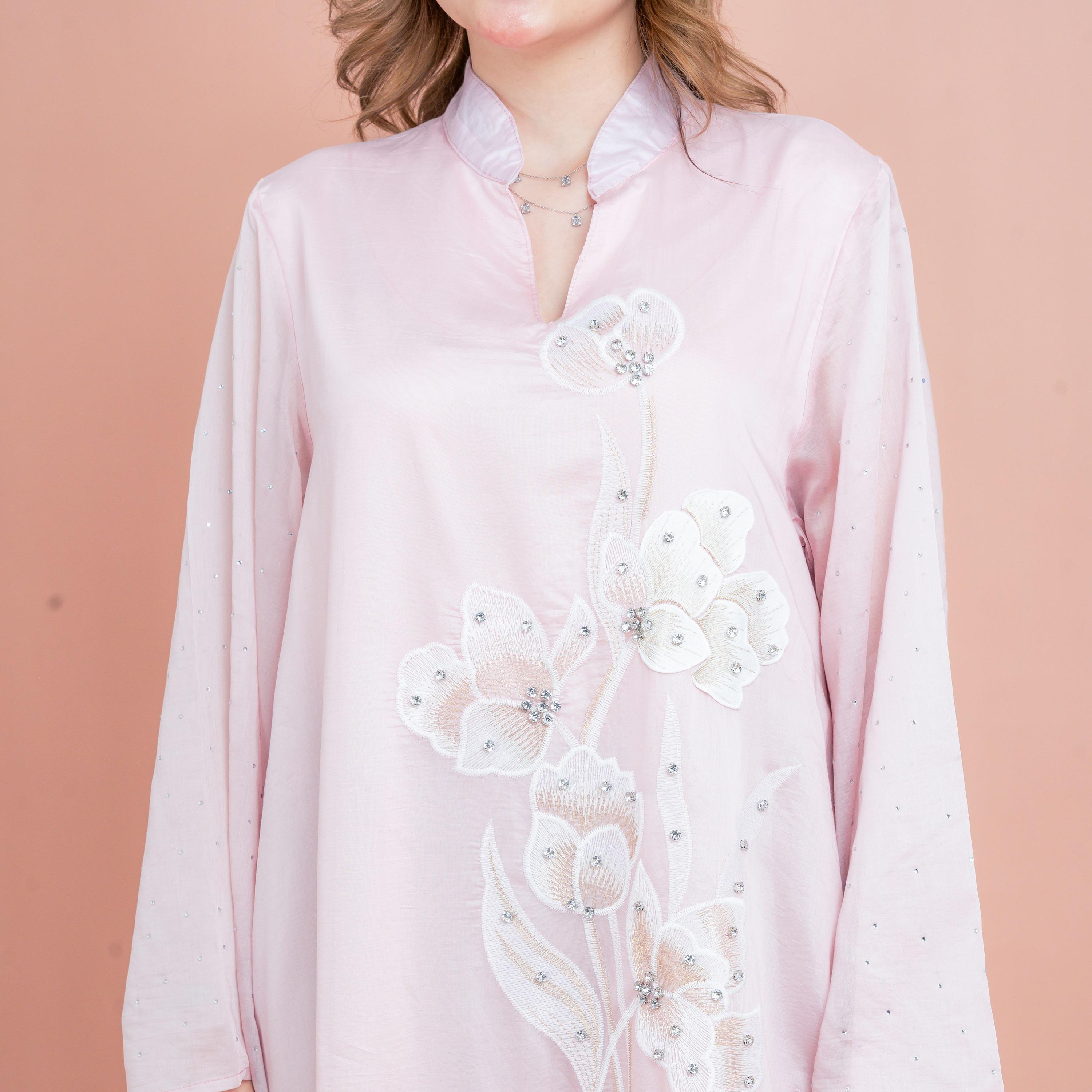 IKKXA Floral Embroidery with Rhinestone Work Mandarin Collar Wide Sleeves Women's Jalabiya-women-arabicclothing-jalabiyas-image-2